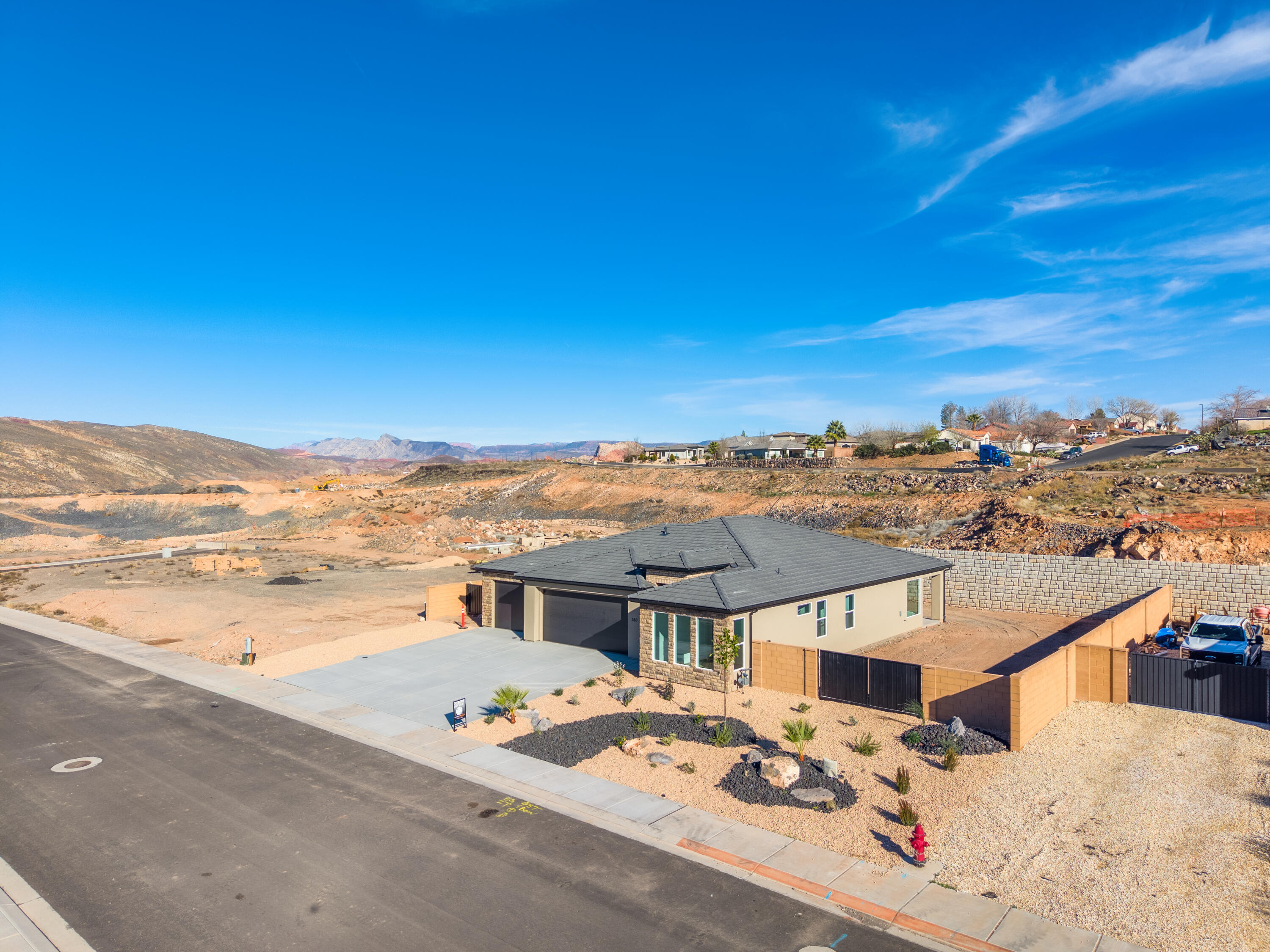 PARK SIDE AT GRANDPA'S POND - Residential