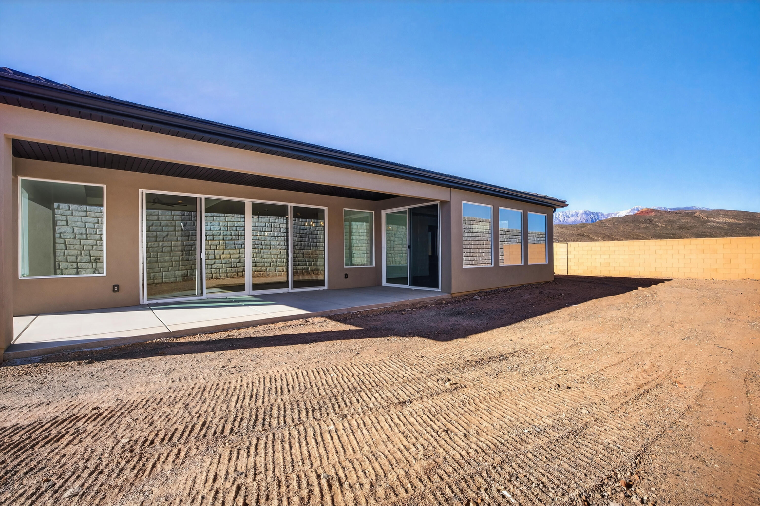 PARK SIDE AT GRANDPA'S POND - Residential