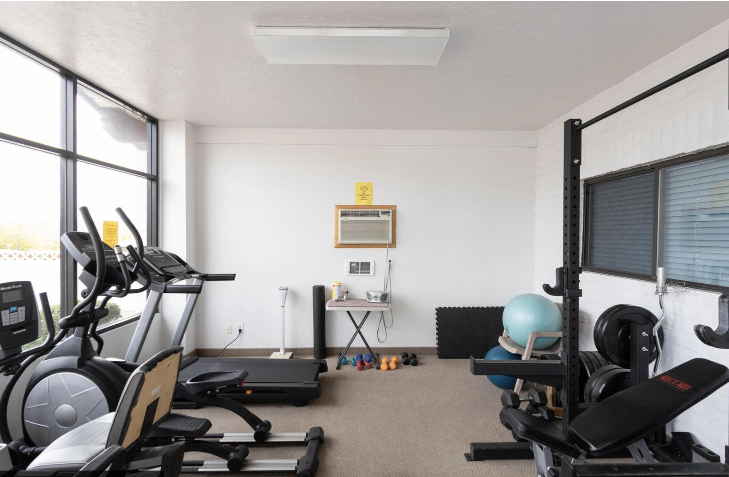 CANYON BREEZE RV RESORT - Land