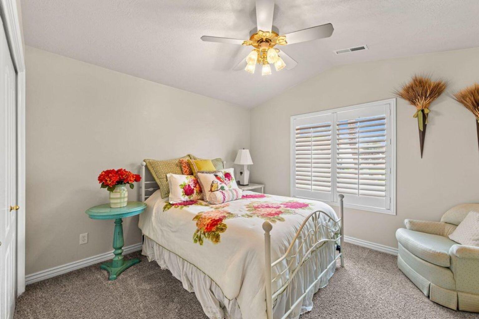 EMERALD SPRINGS TOWNHOMES - Residential