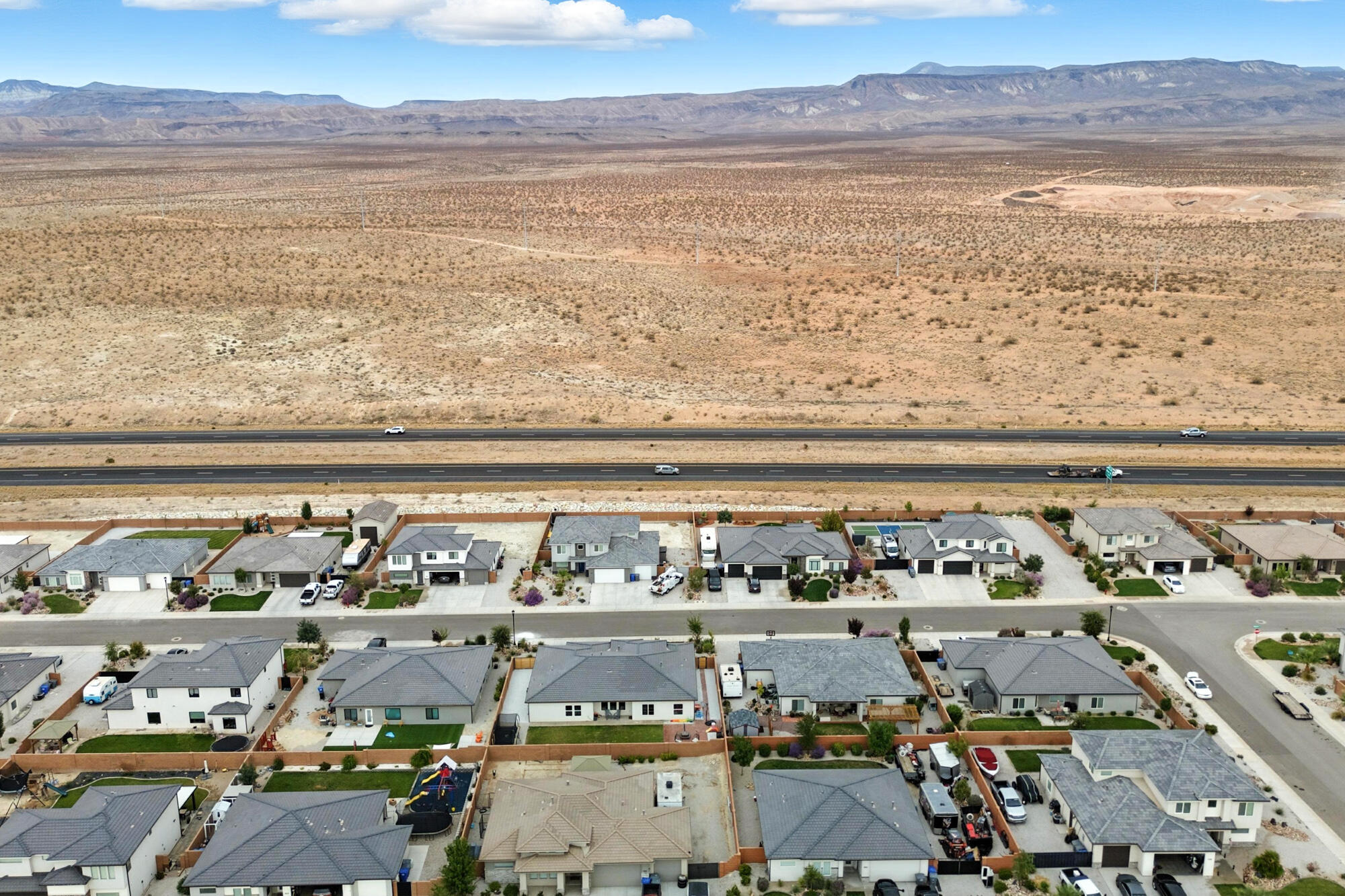 SAGE CANYON - Residential