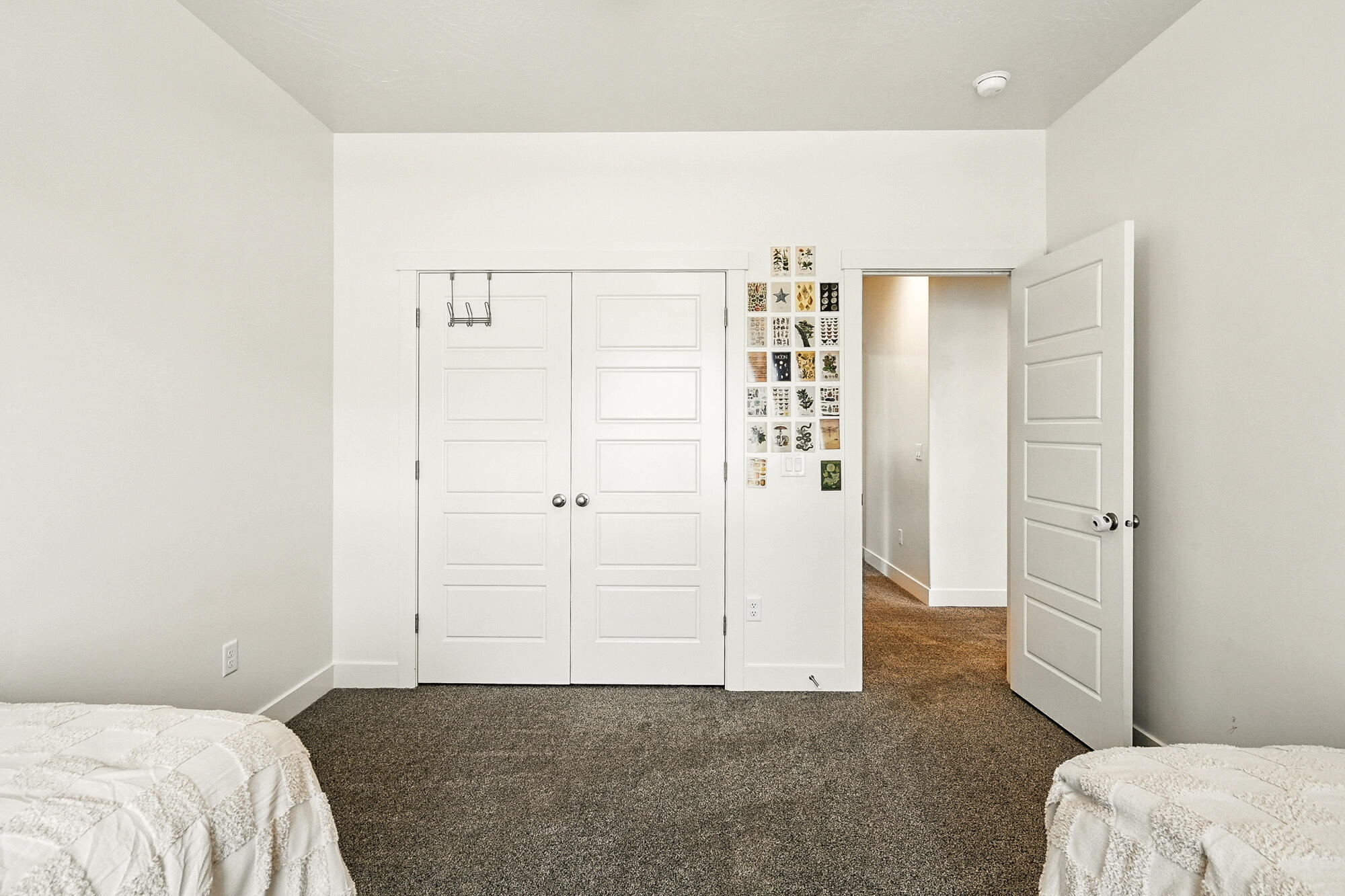 SAGE CANYON - Residential