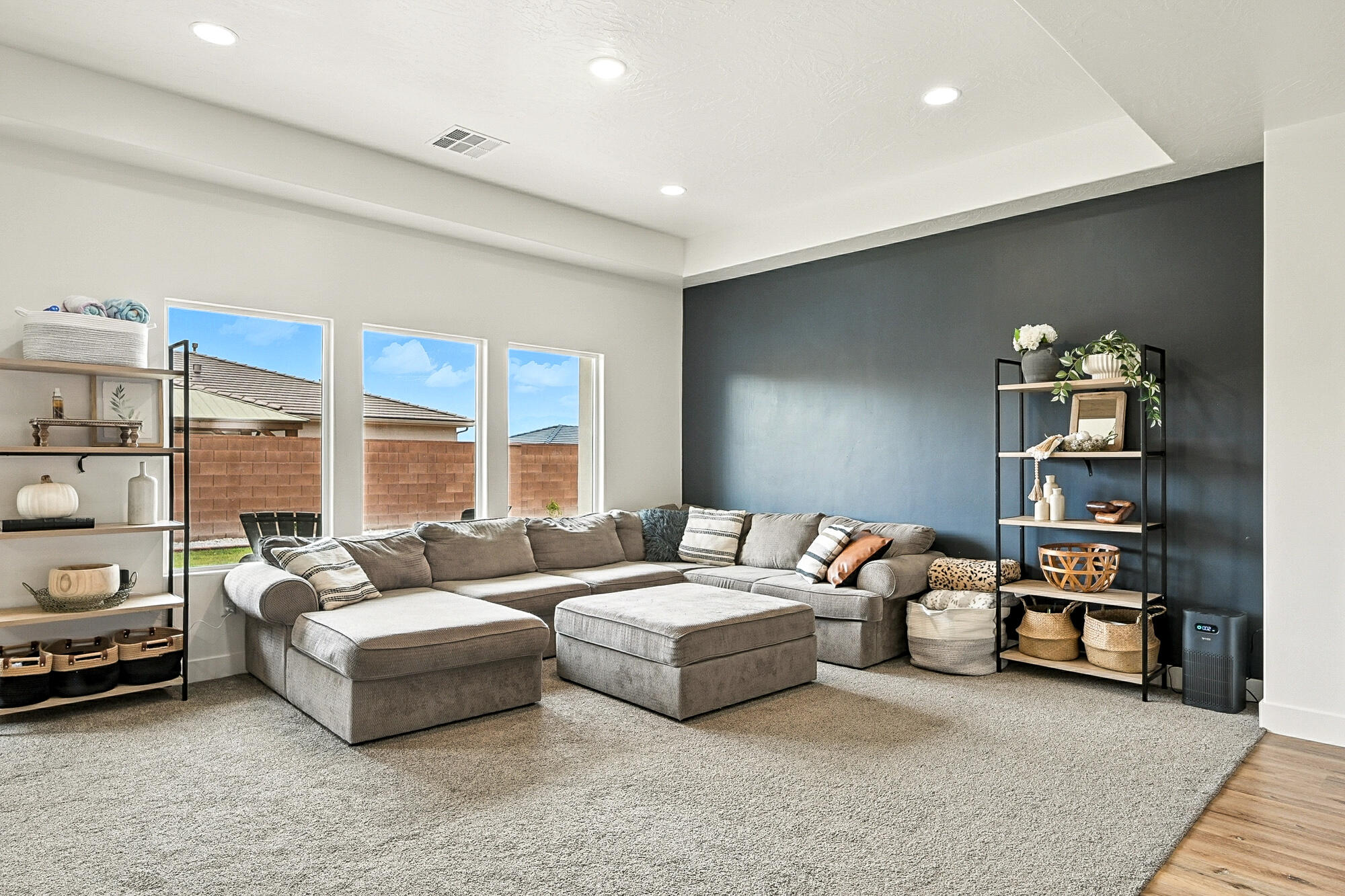 SAGE CANYON - Residential