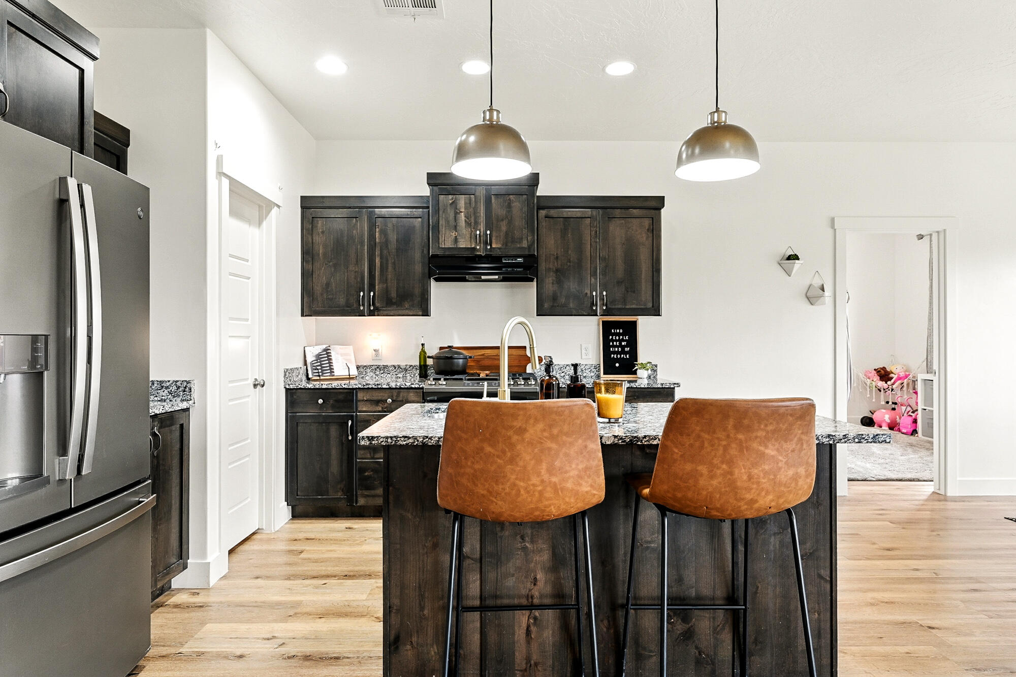 SAGE CANYON - Residential