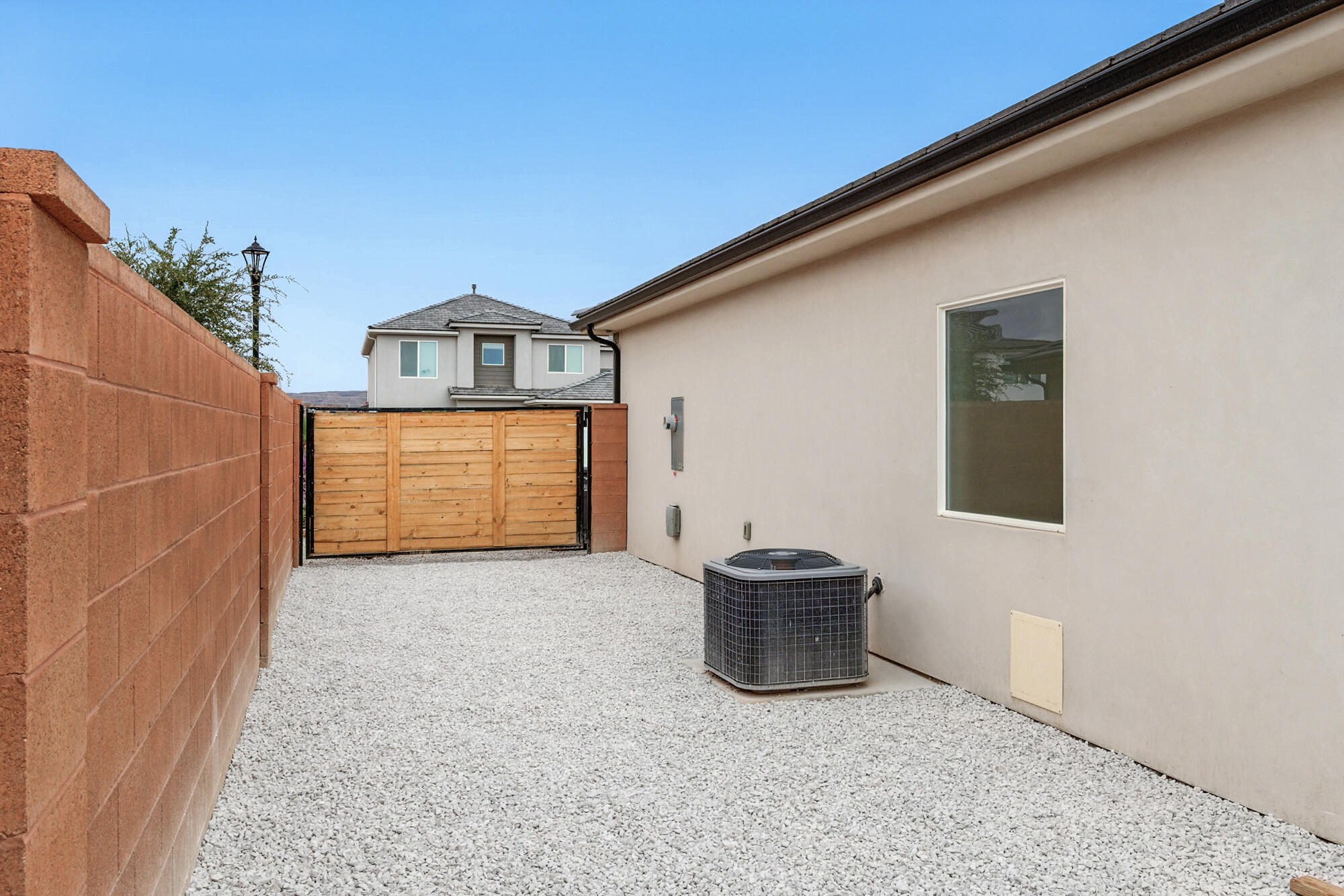 SAGE CANYON - Residential