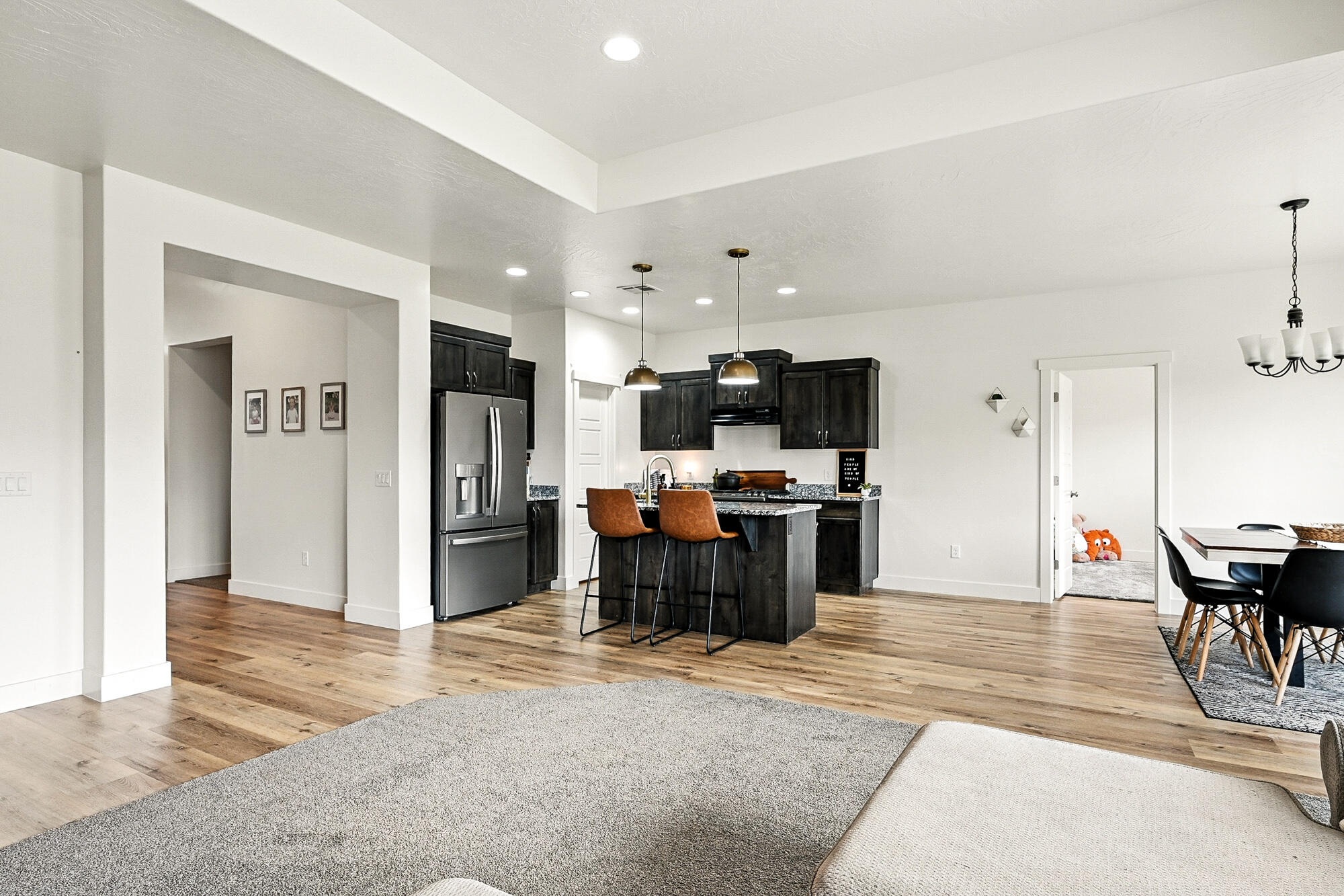 SAGE CANYON - Residential