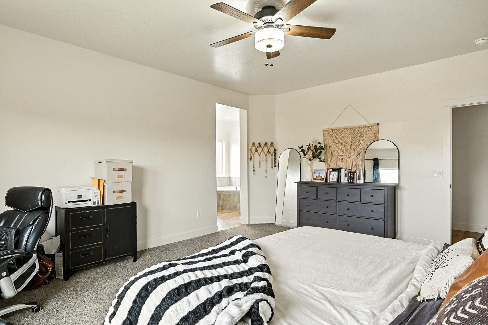 SAGE CANYON - Residential