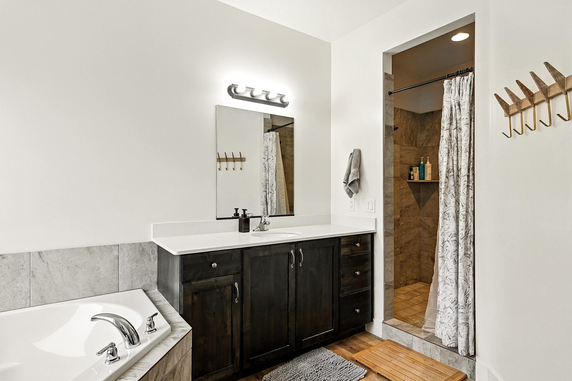 SAGE CANYON - Residential