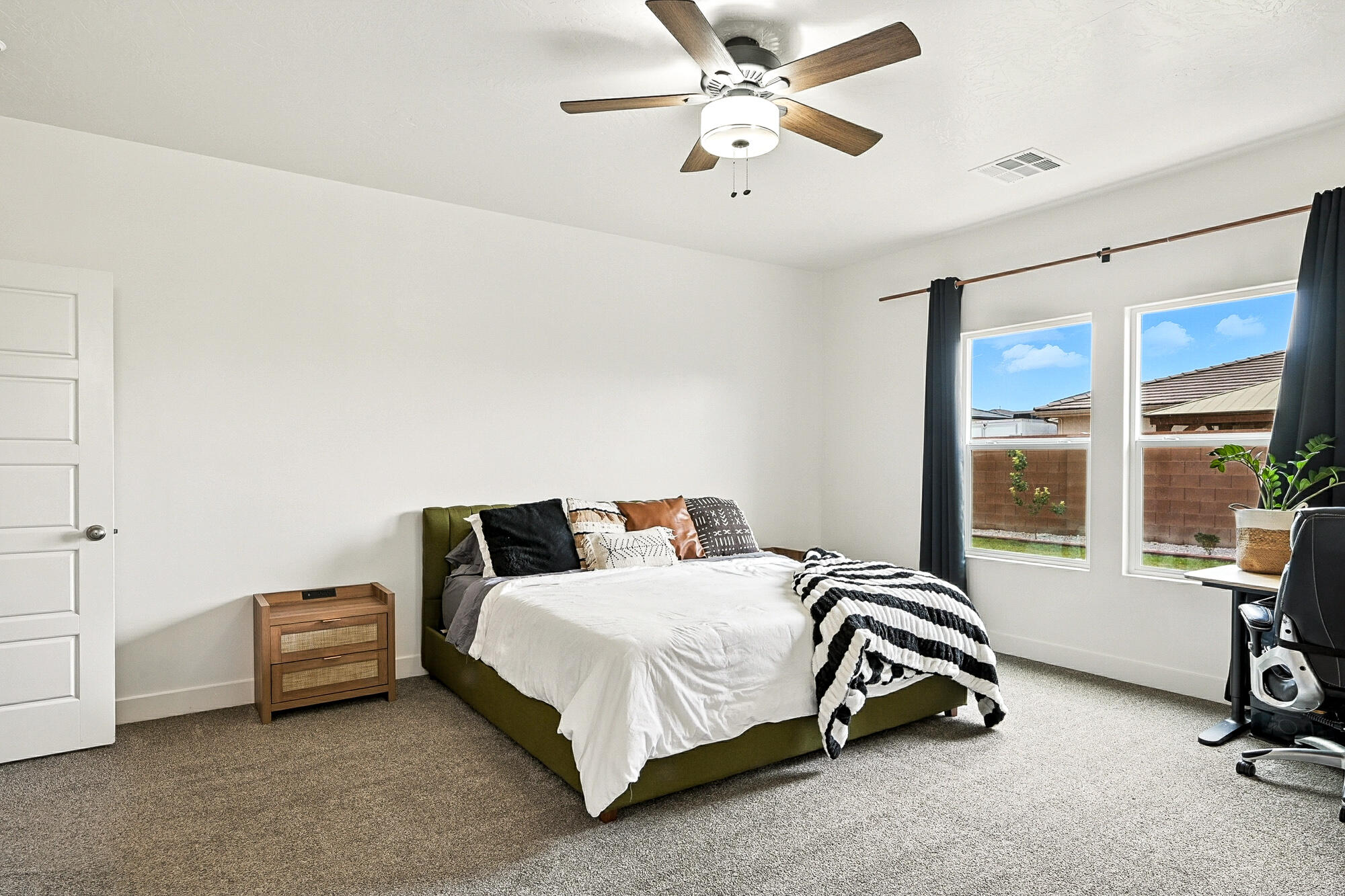 SAGE CANYON - Residential