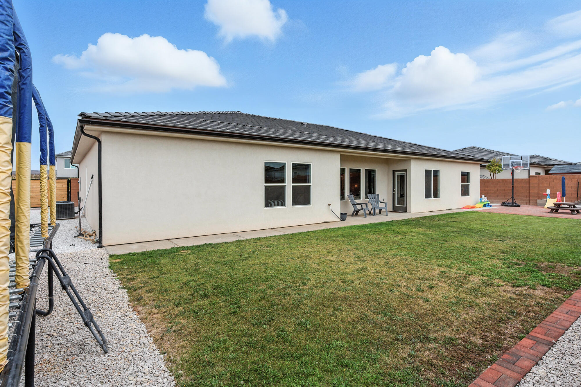 SAGE CANYON - Residential