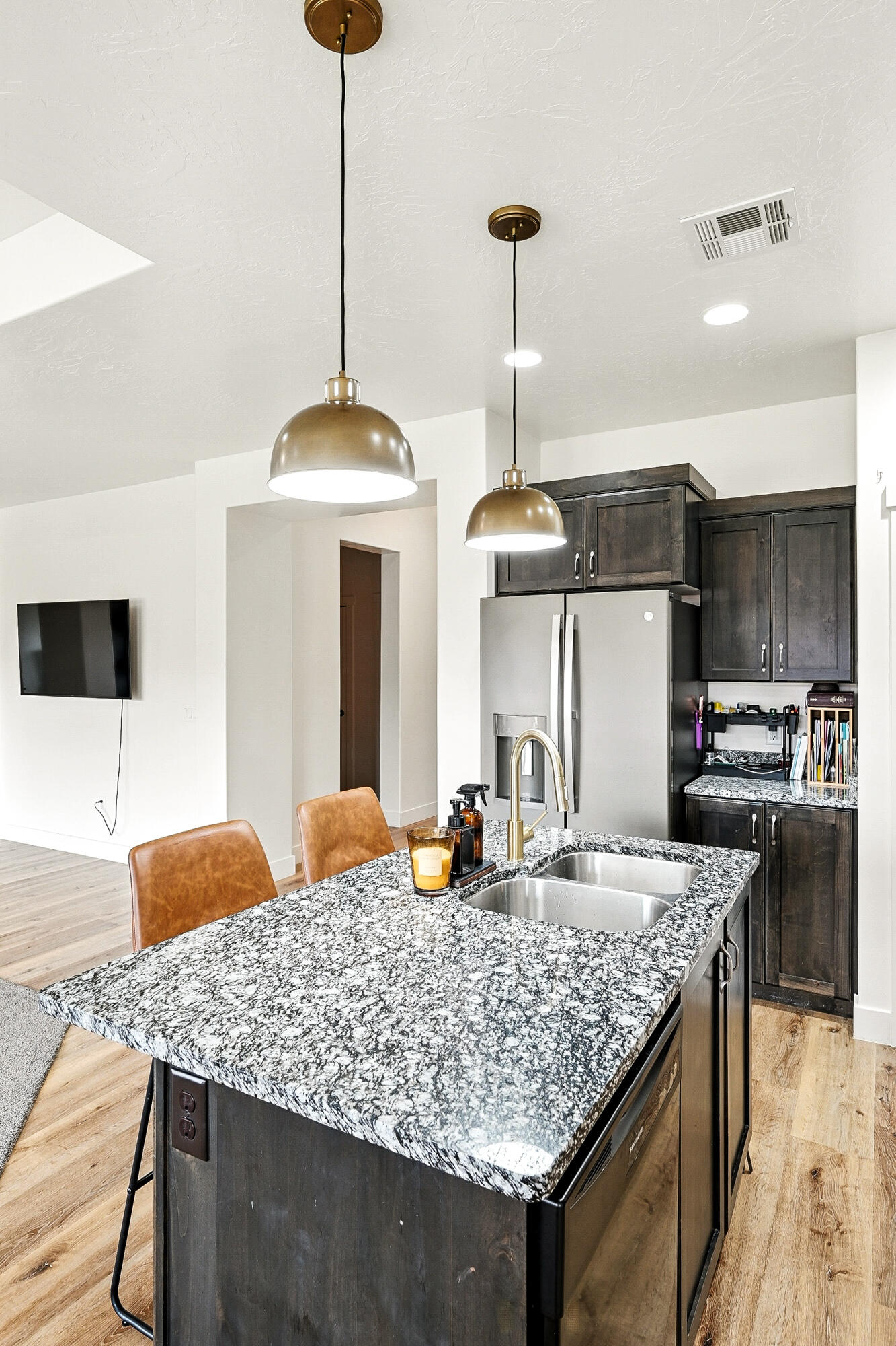 SAGE CANYON - Residential