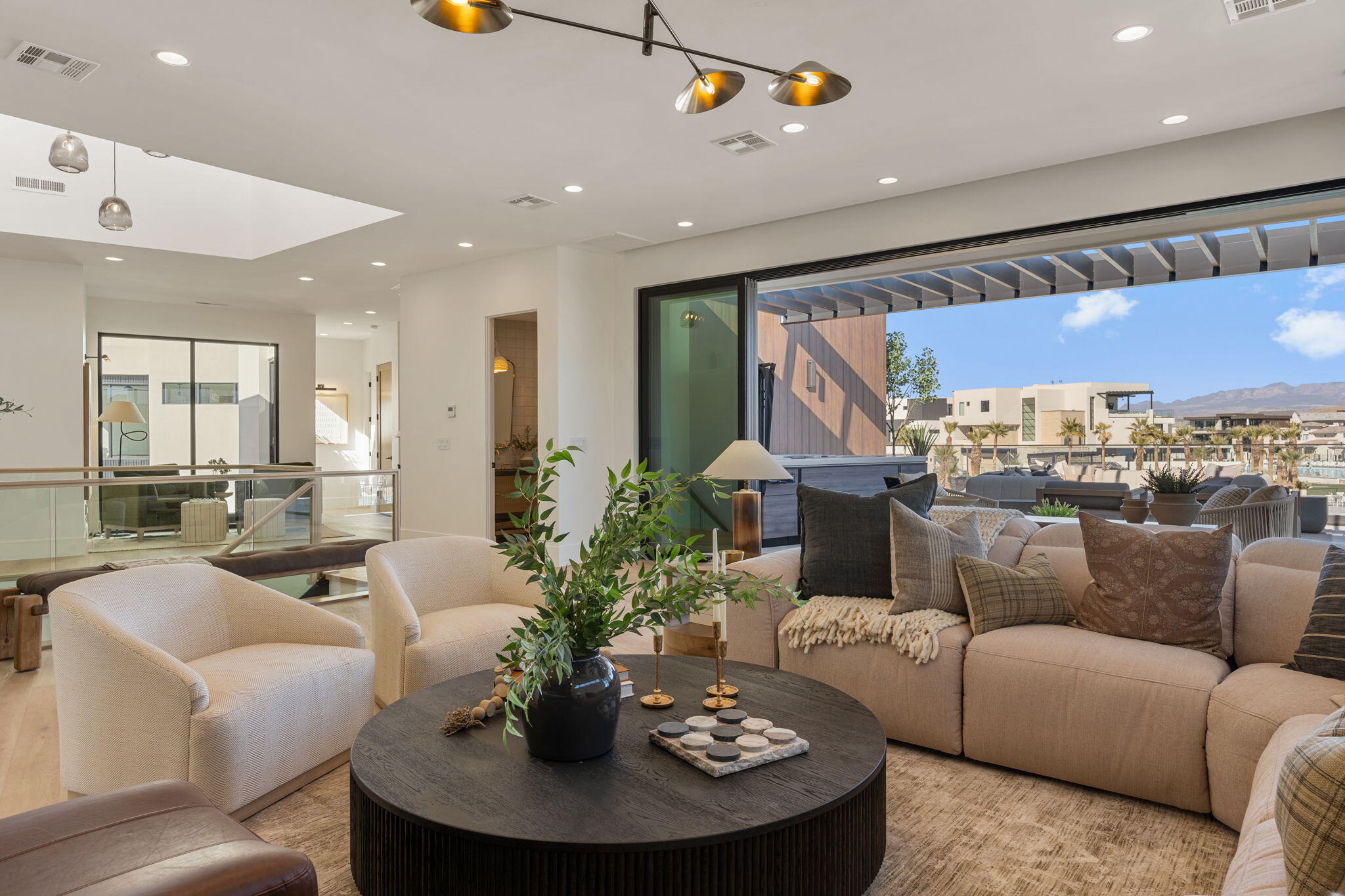 WATERS EDGE DESERT COLOR SHORES - Residential