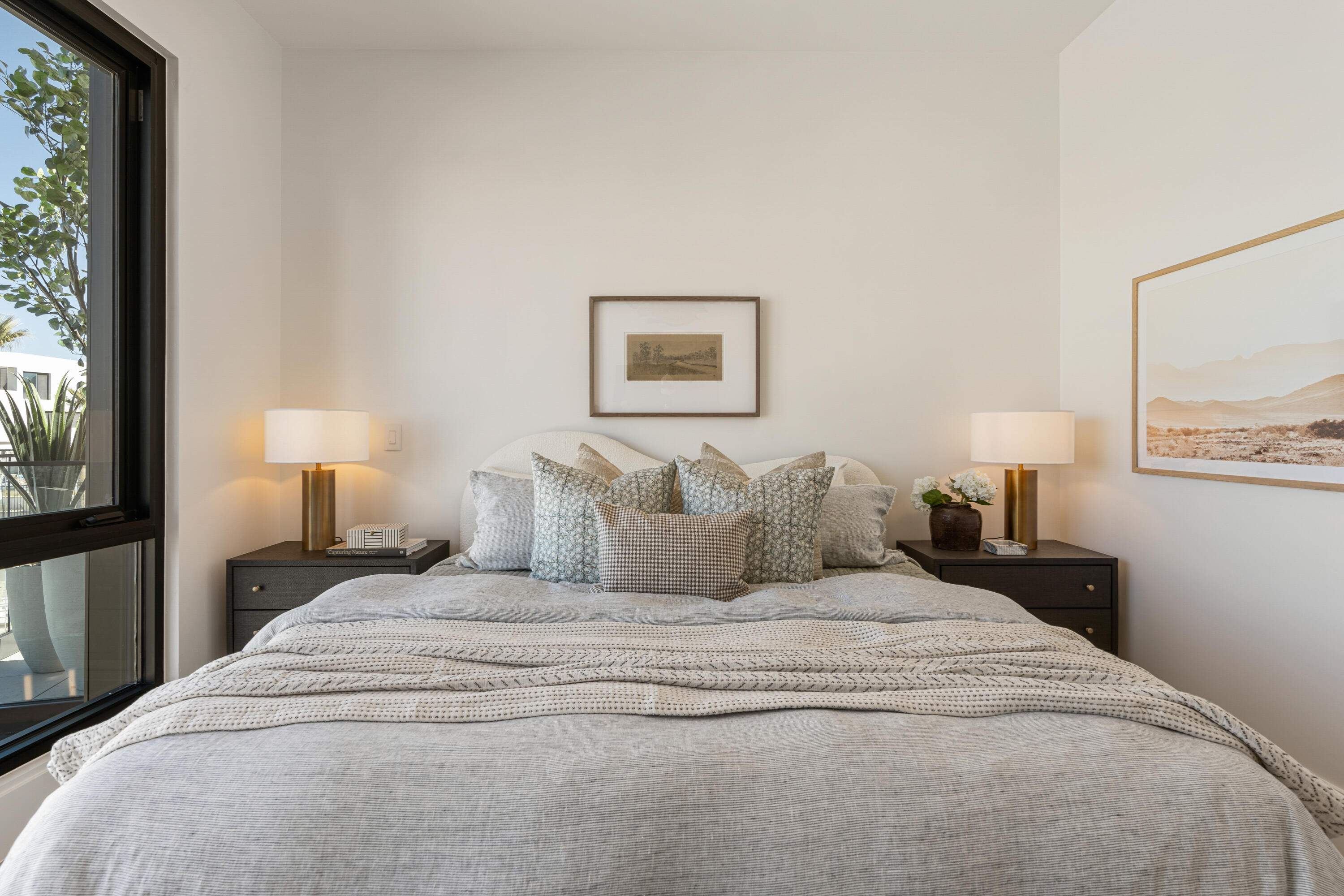 WATERS EDGE DESERT COLOR SHORES - Residential