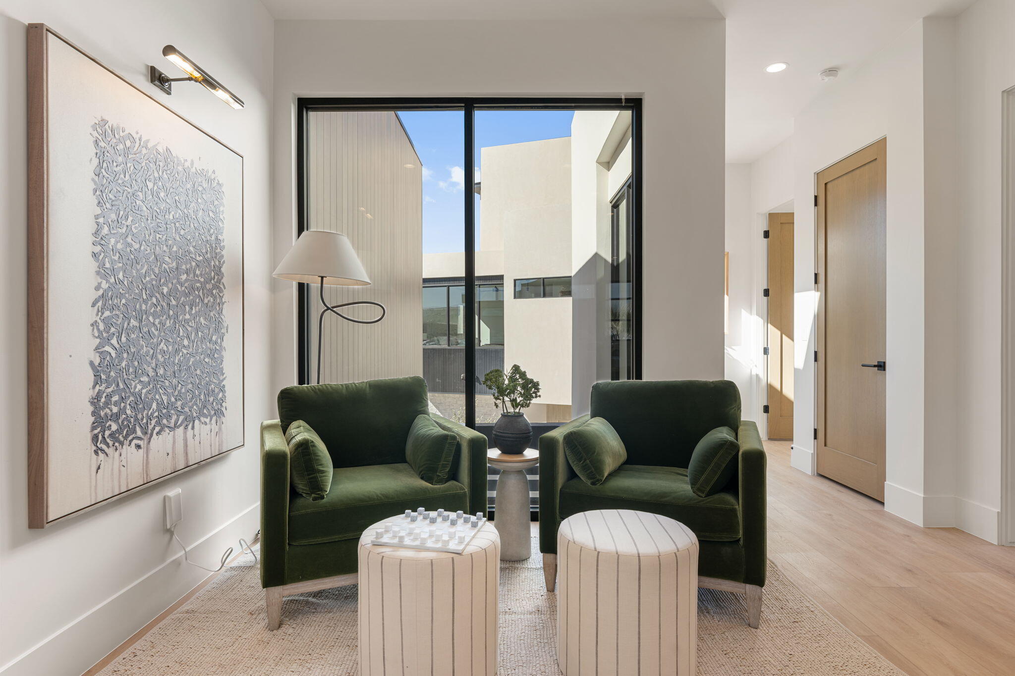 WATERS EDGE DESERT COLOR SHORES - Residential