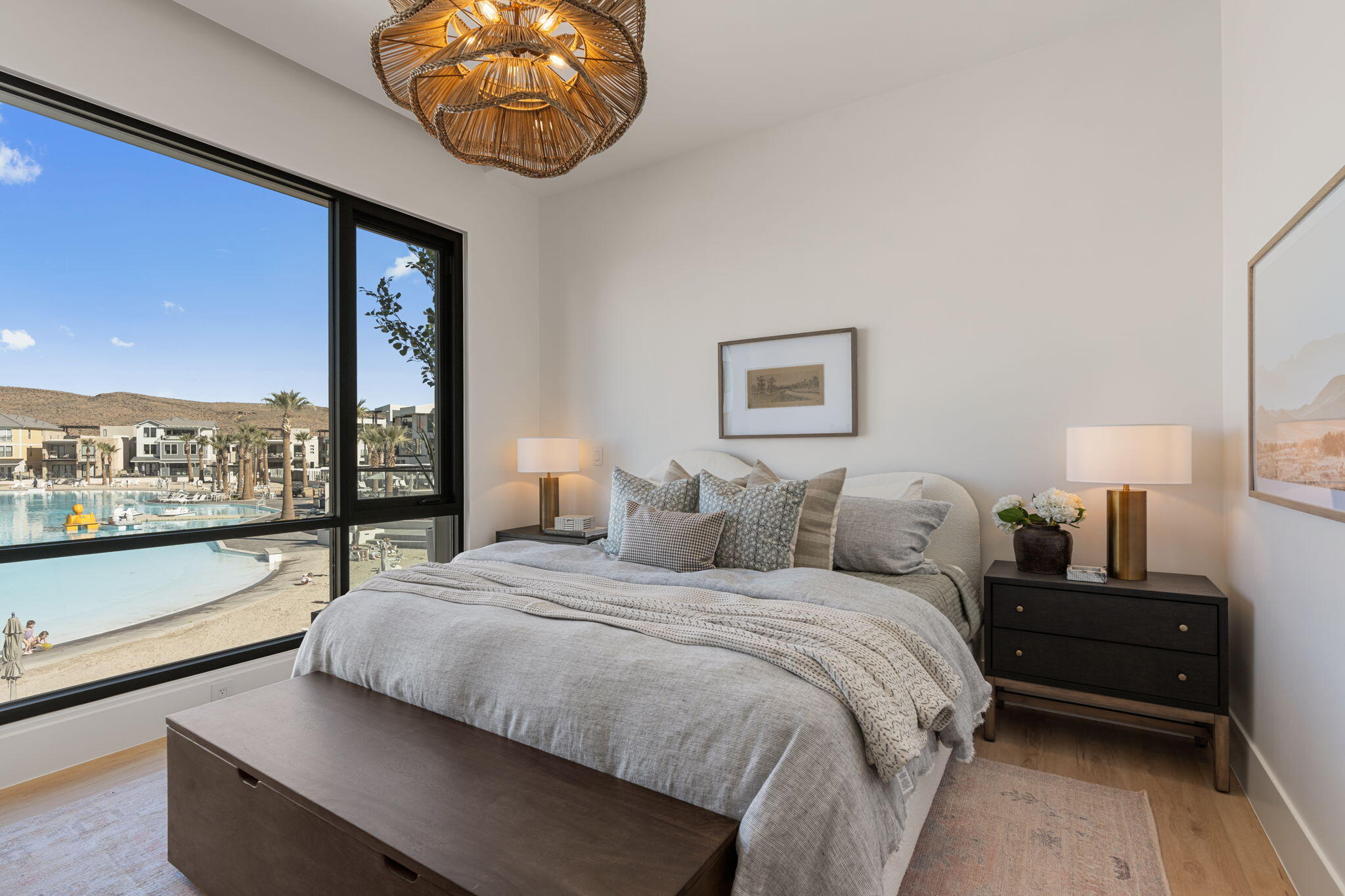 WATERS EDGE DESERT COLOR SHORES - Residential