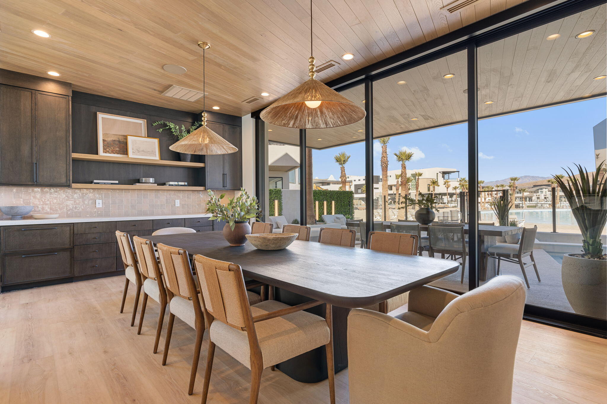 WATERS EDGE DESERT COLOR SHORES - Residential