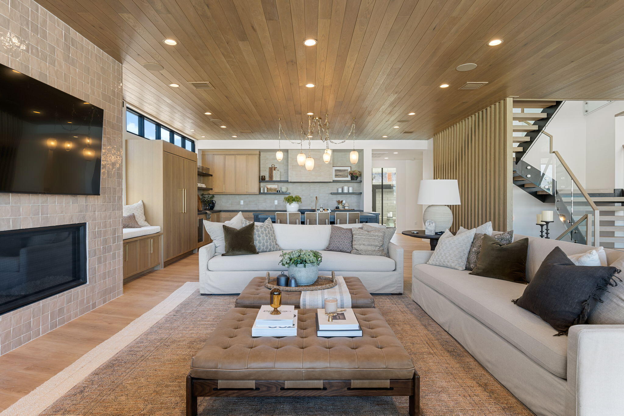 WATERS EDGE DESERT COLOR SHORES - Residential