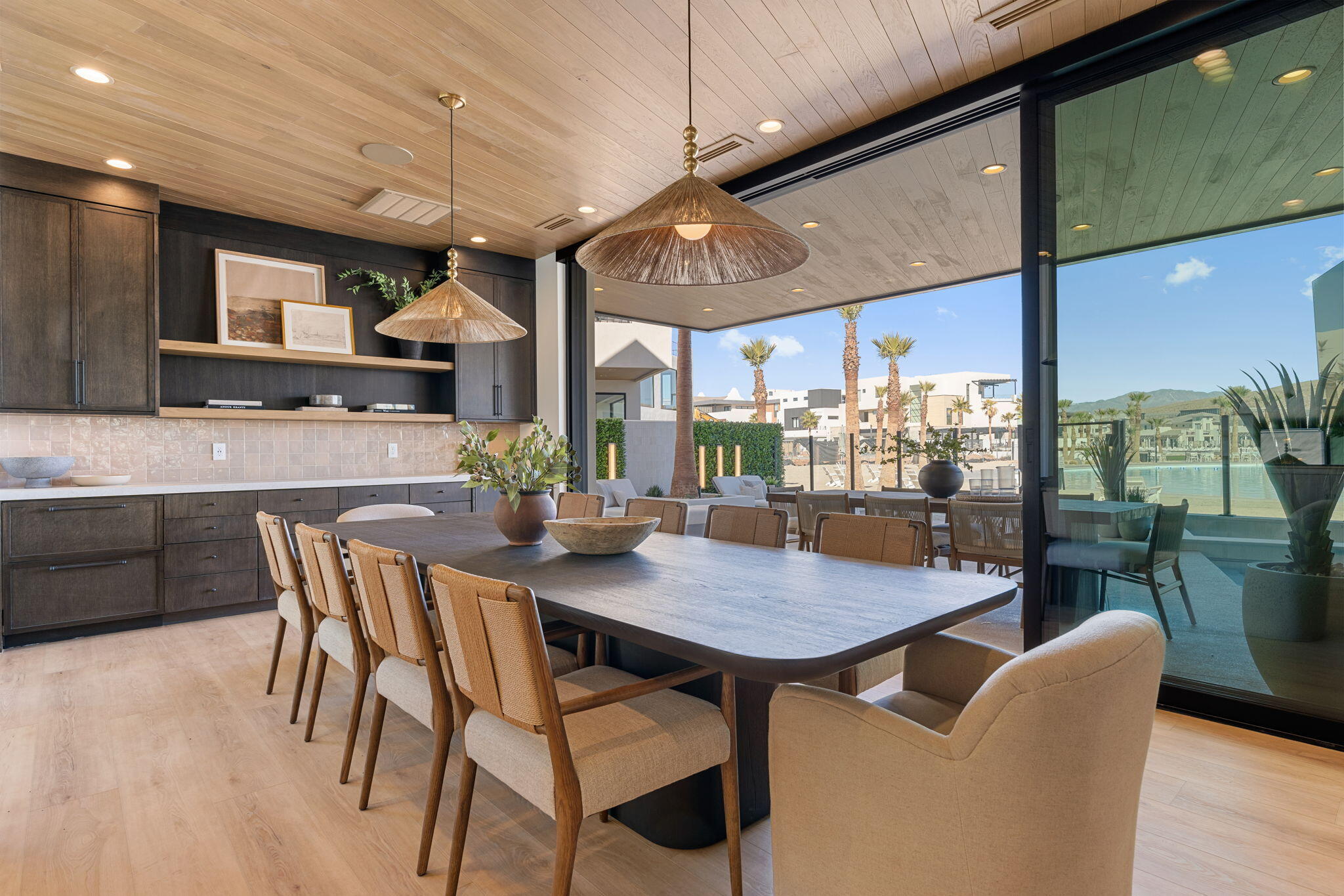 WATERS EDGE DESERT COLOR SHORES - Residential