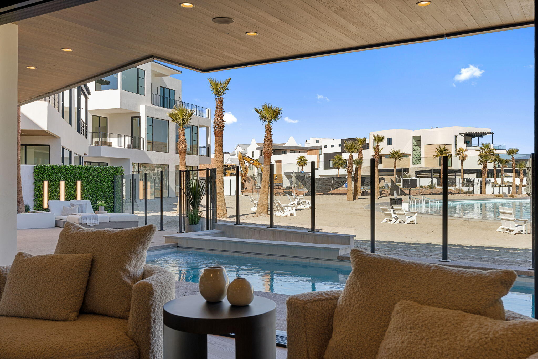 WATERS EDGE DESERT COLOR SHORES - Residential