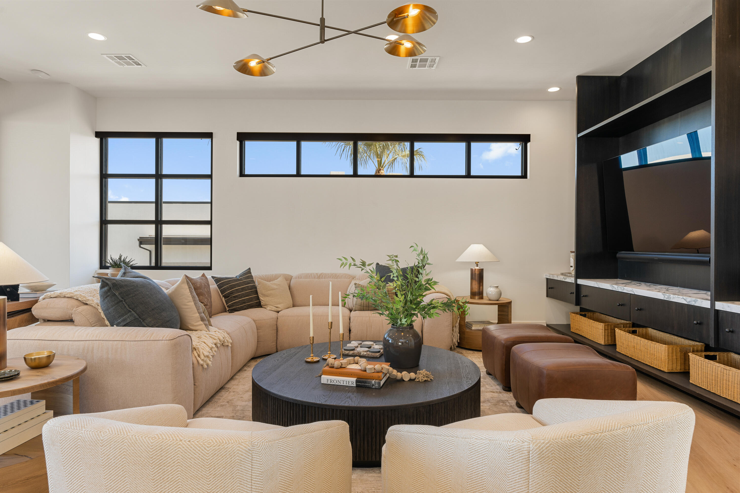 WATERS EDGE DESERT COLOR SHORES - Residential