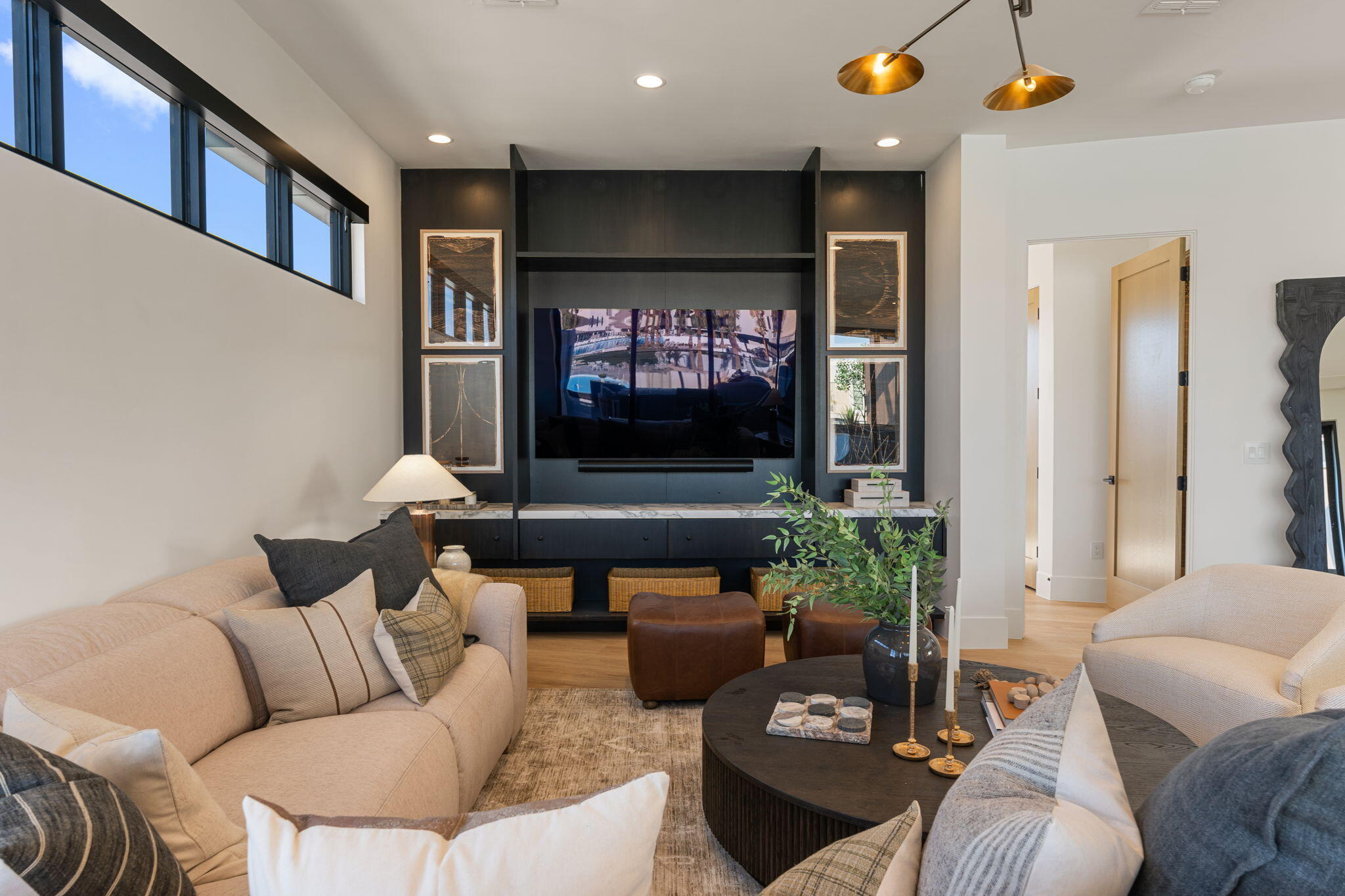 WATERS EDGE DESERT COLOR SHORES - Residential