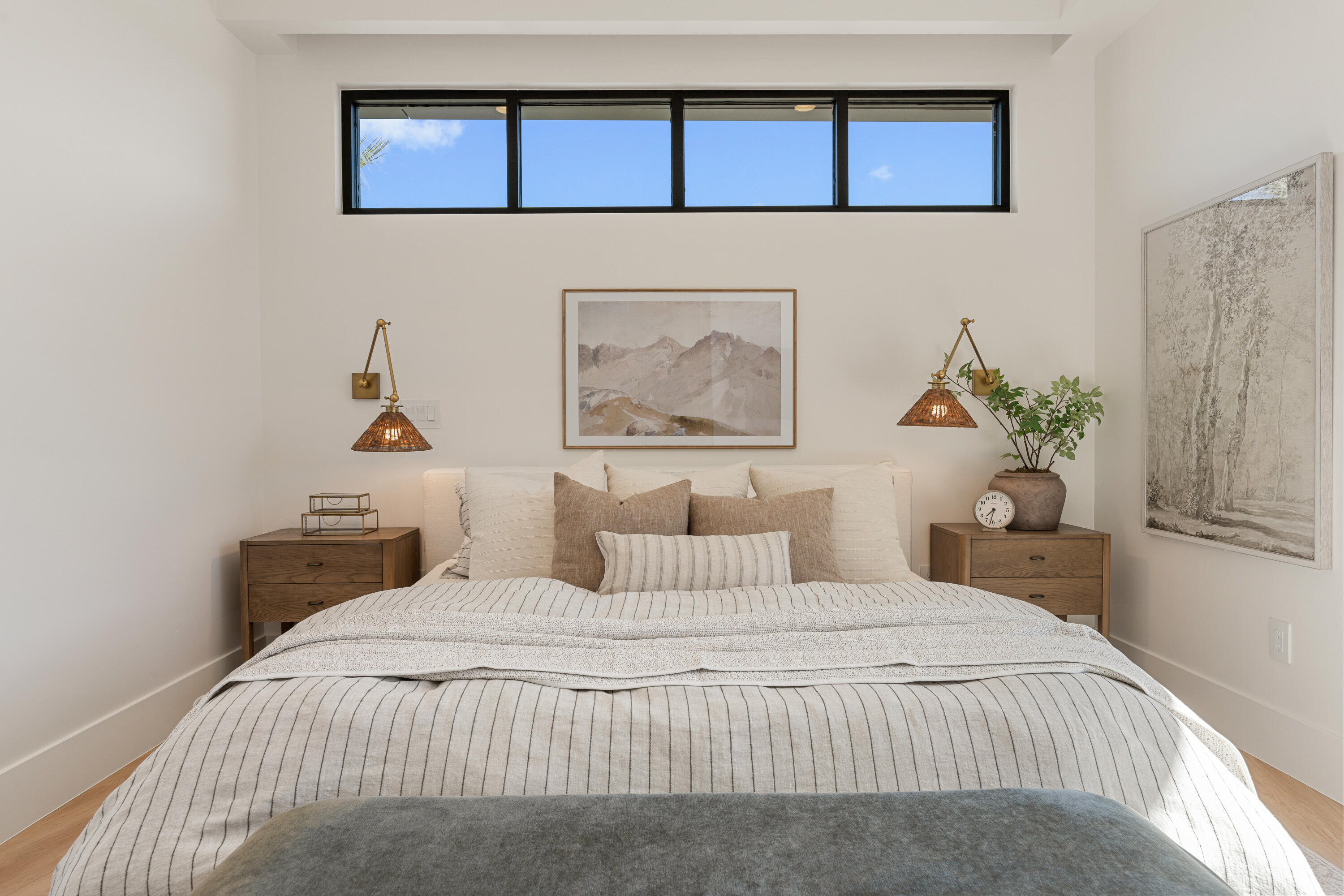 WATERS EDGE DESERT COLOR SHORES - Residential