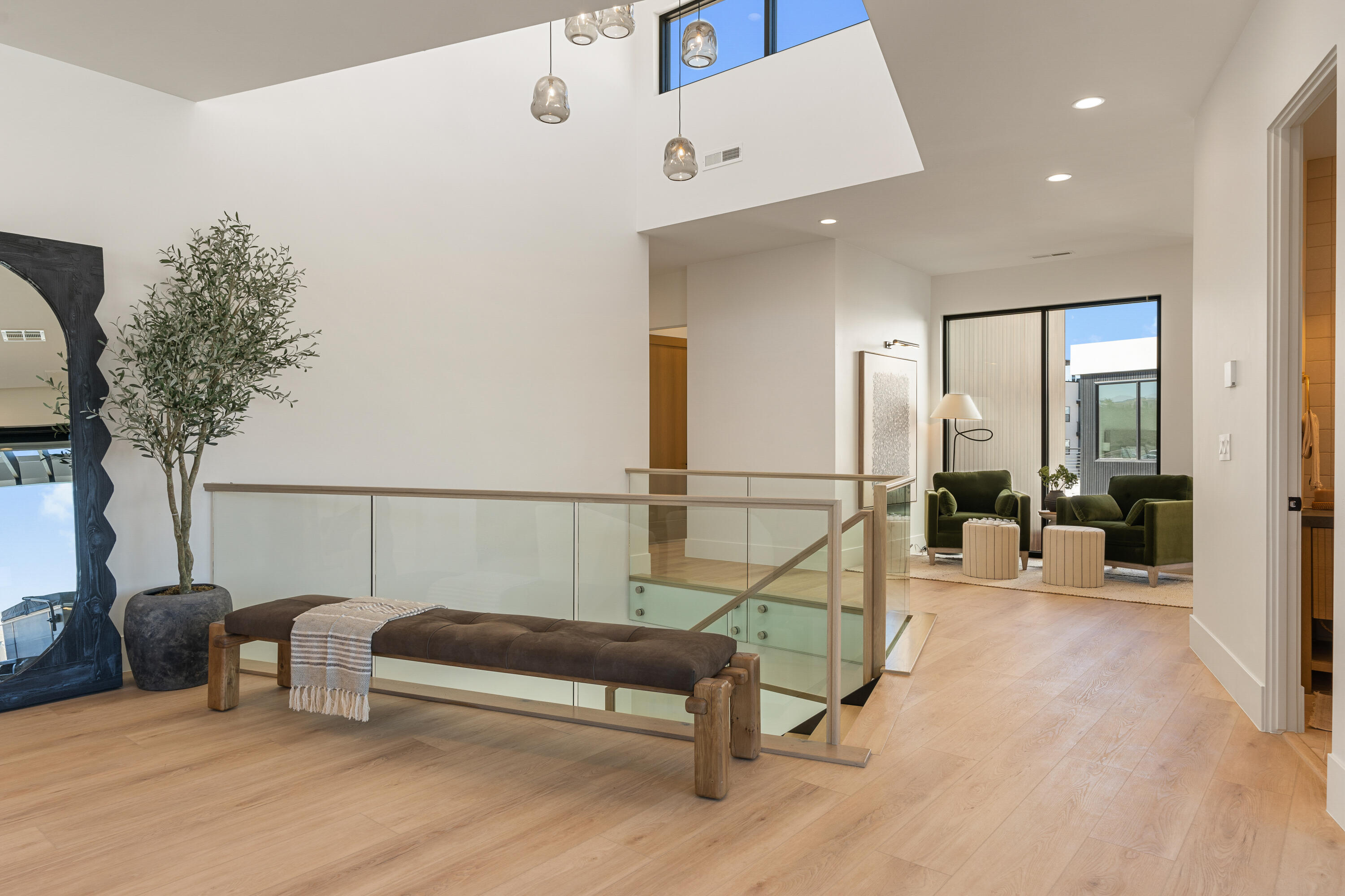 WATERS EDGE DESERT COLOR SHORES - Residential