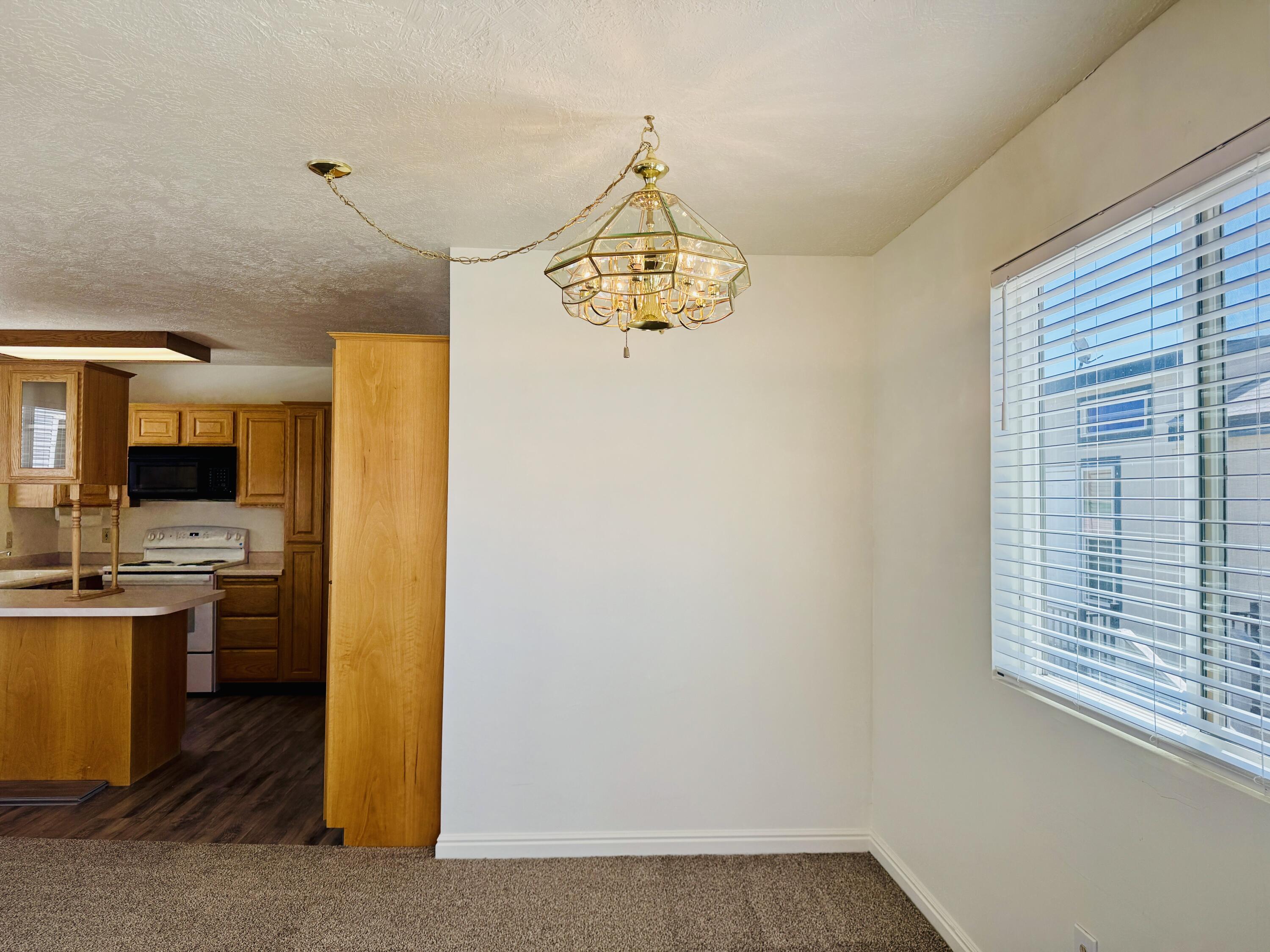 CANYON BREEZE RV RESORT - Residential