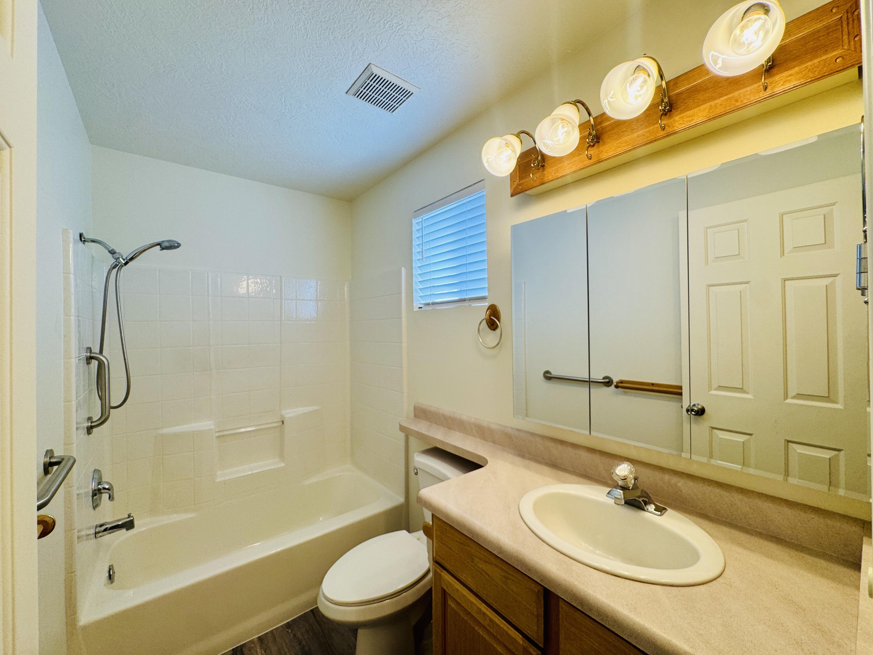 CANYON BREEZE RV RESORT - Residential