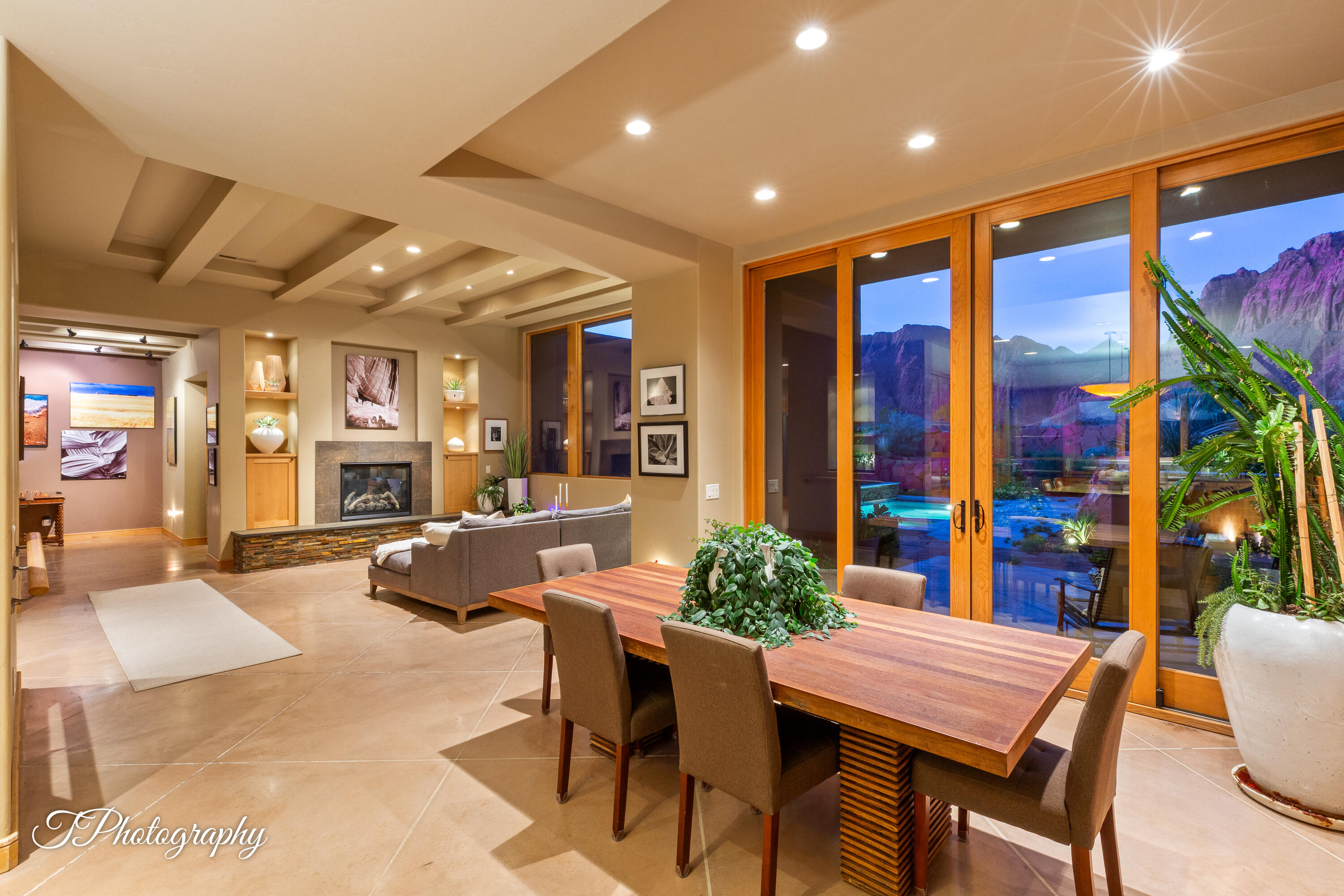 TAVIAWK - Residential