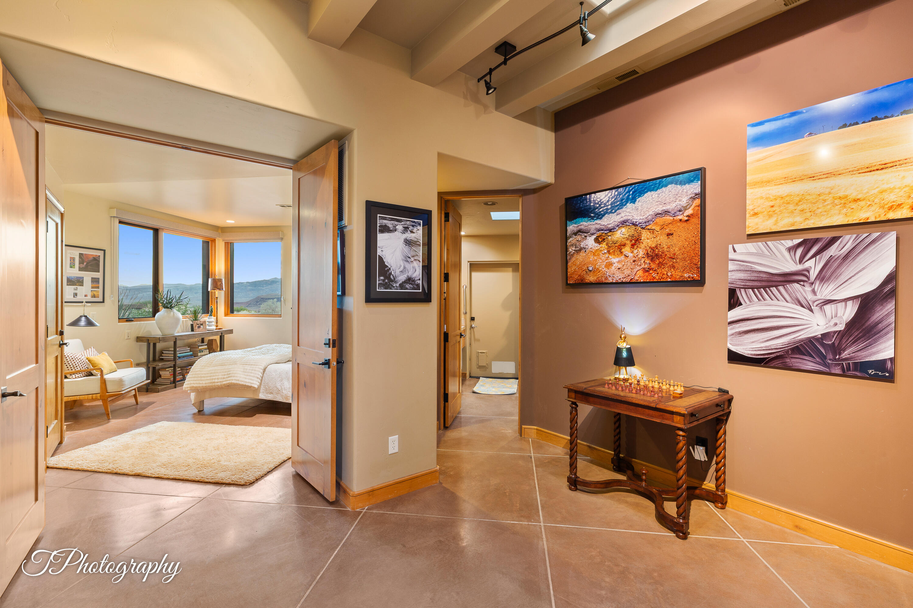 TAVIAWK - Residential