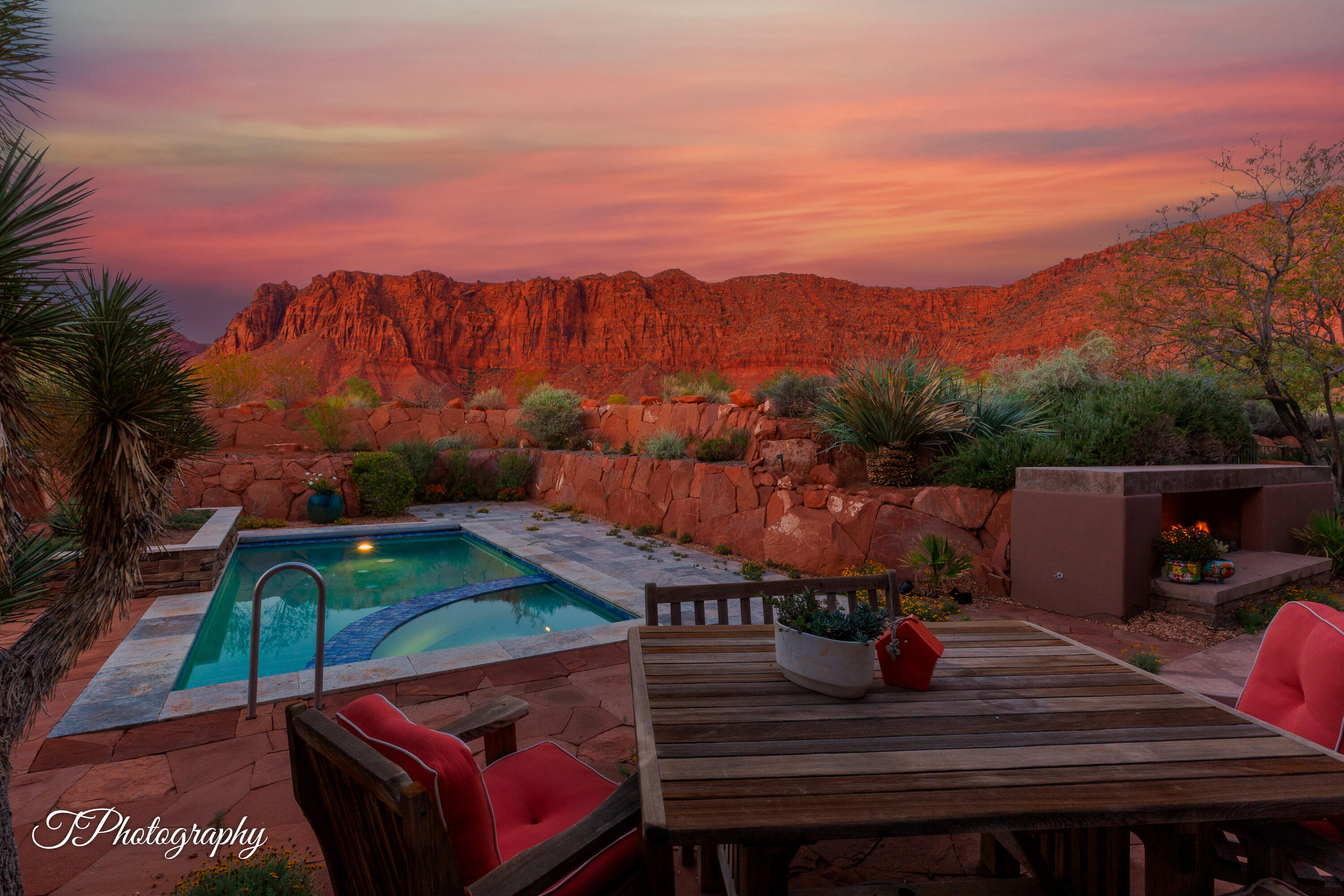 TAVIAWK - Residential