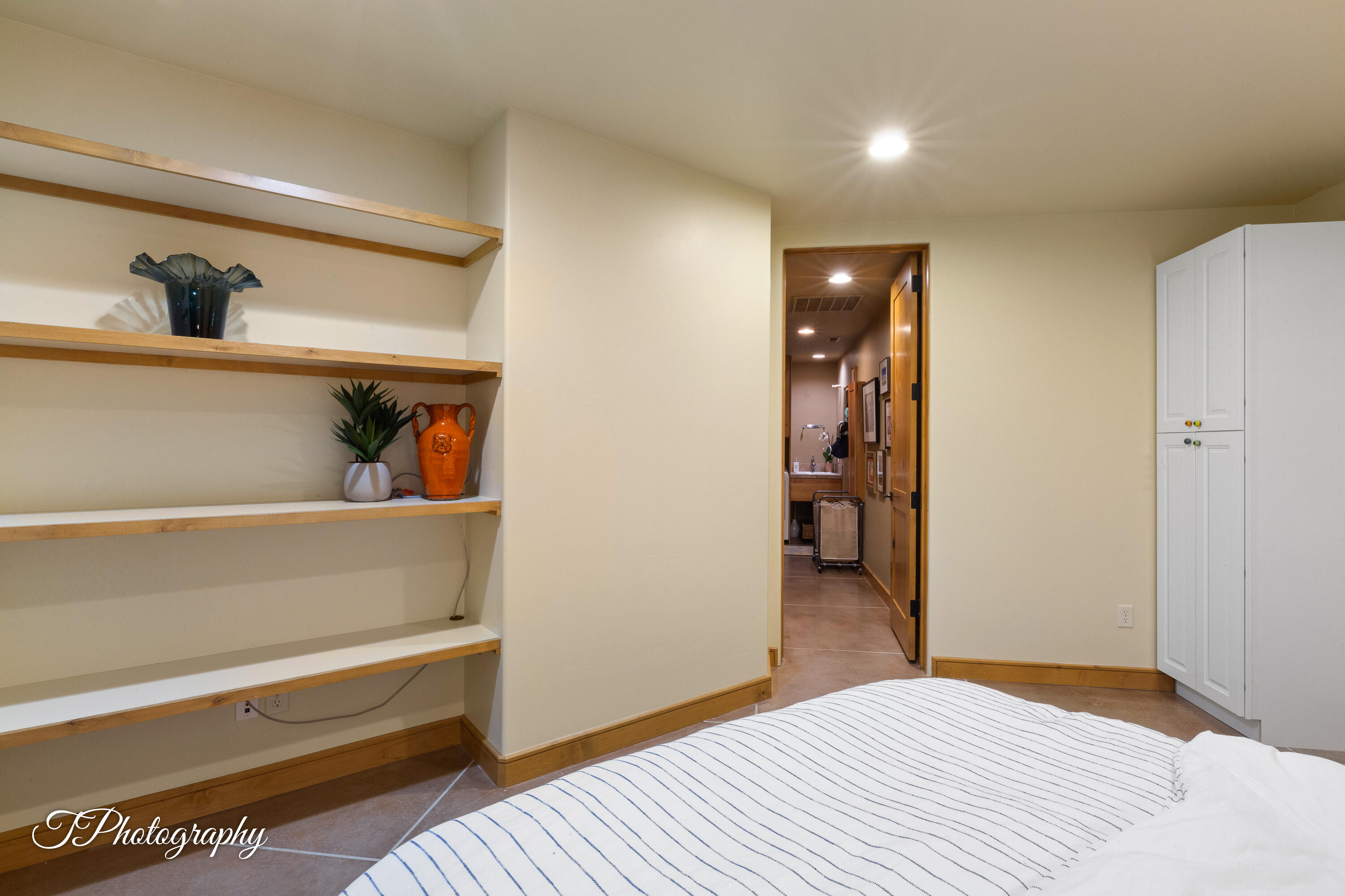 TAVIAWK - Residential