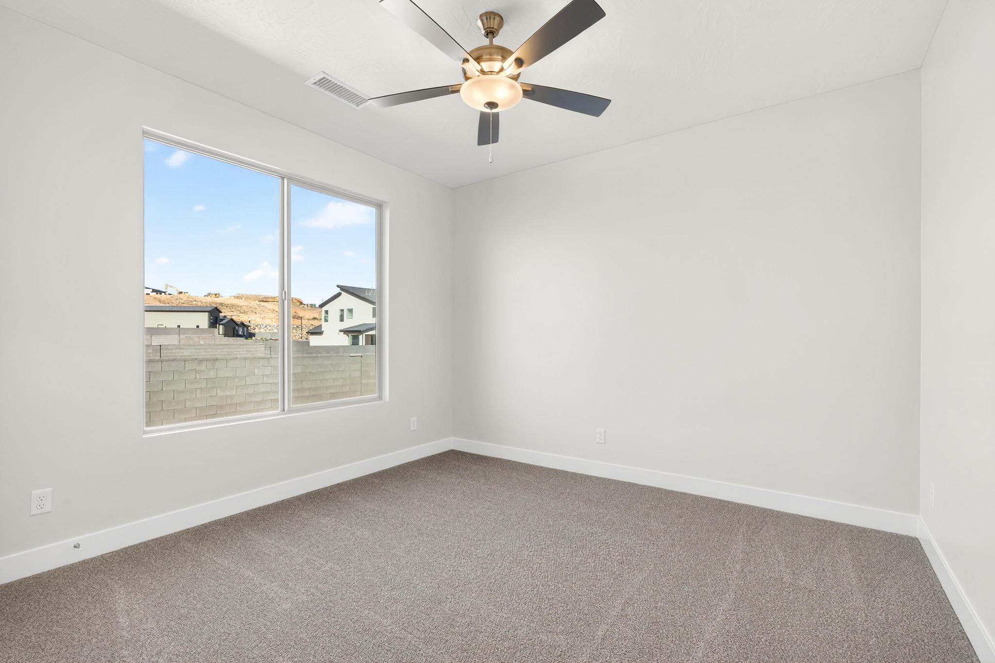 SCENIC POINTE - Residential