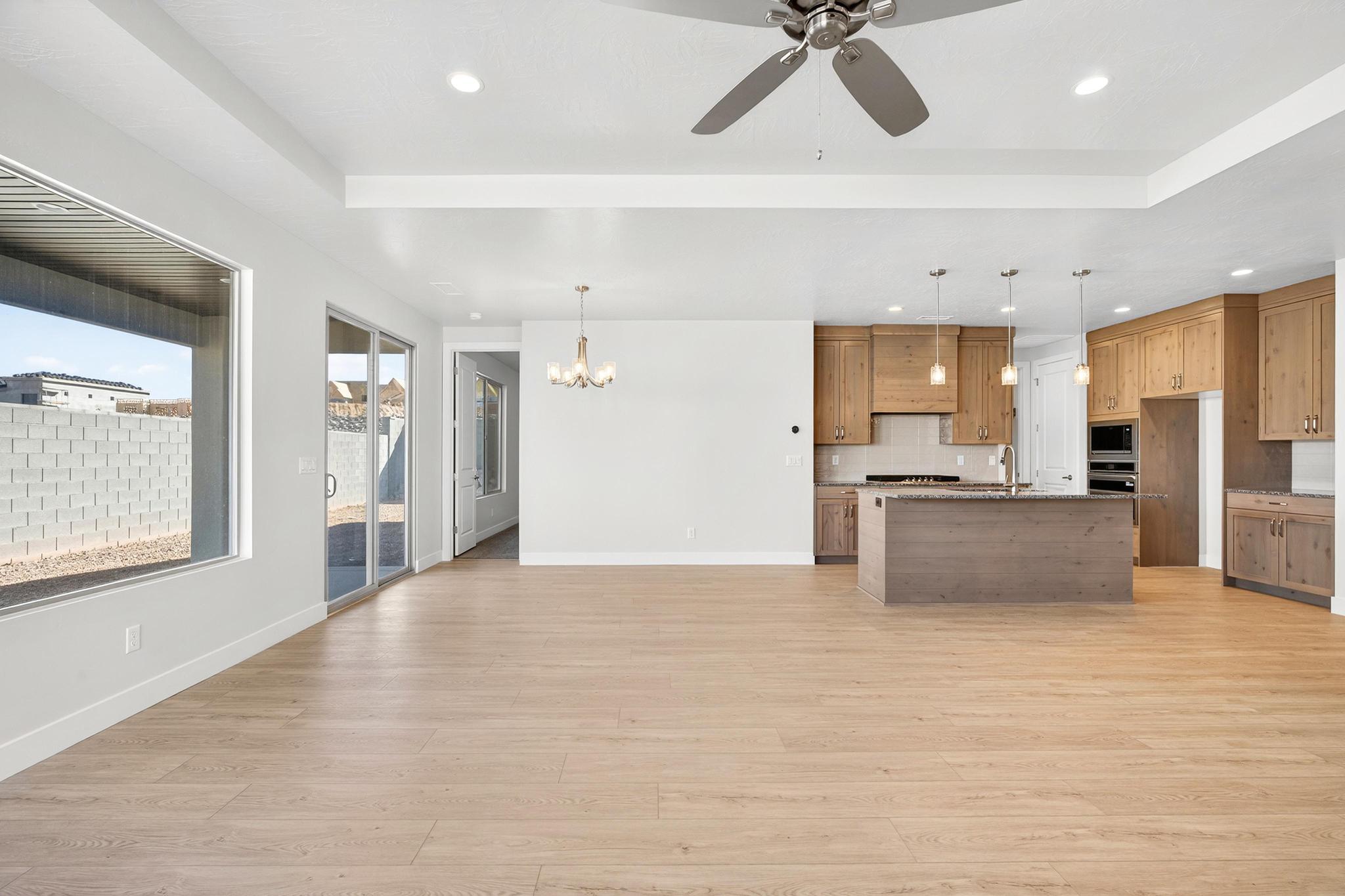 SCENIC POINTE - Residential