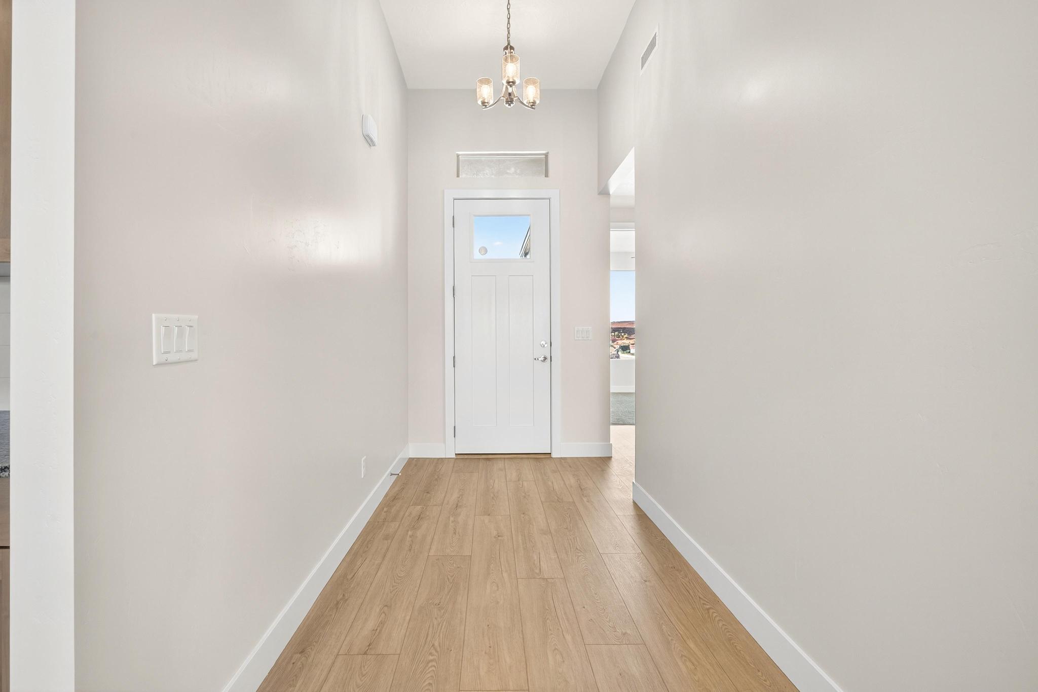 SCENIC POINTE - Residential