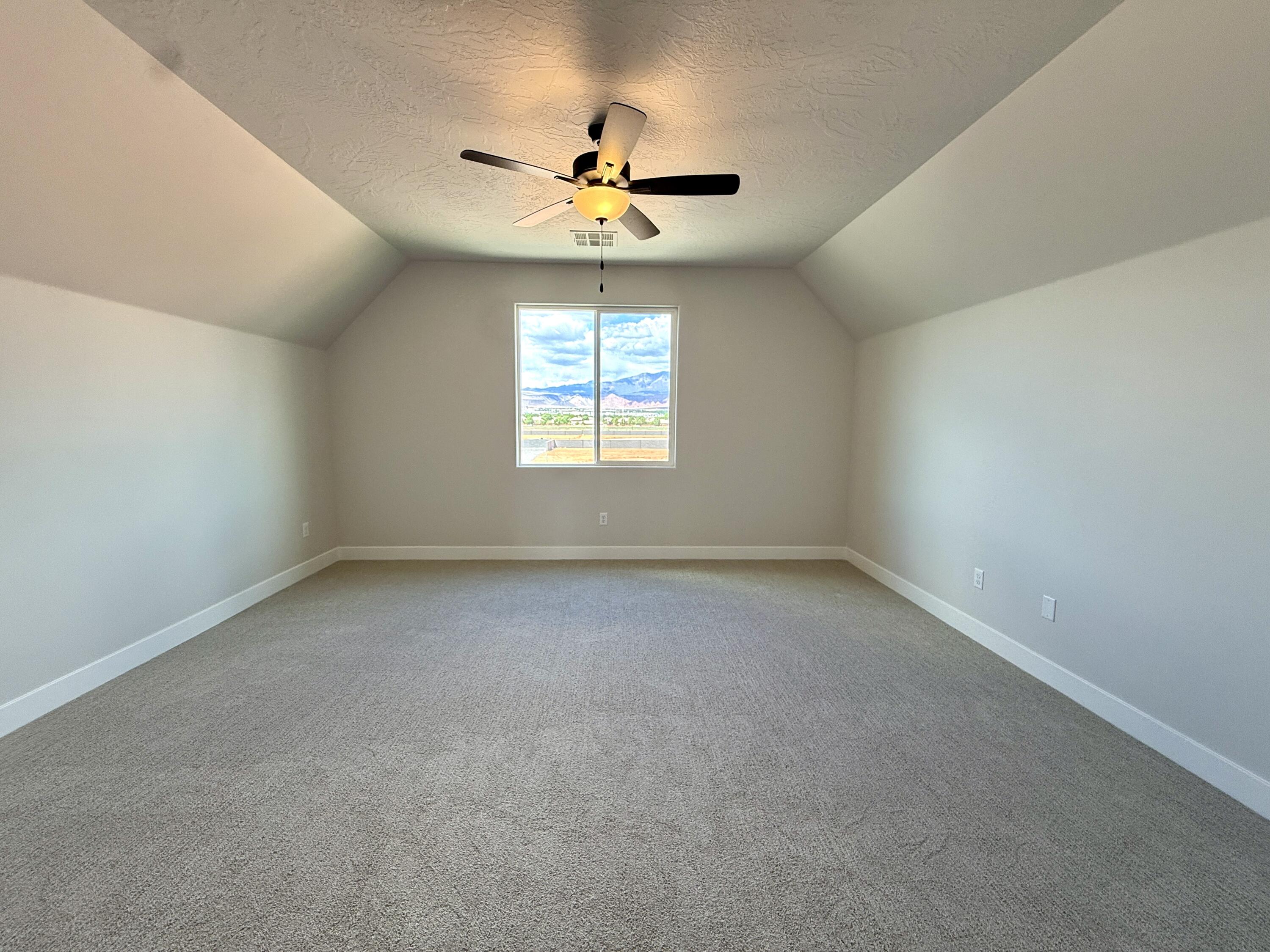 FRANKLIN FIELDS - Residential