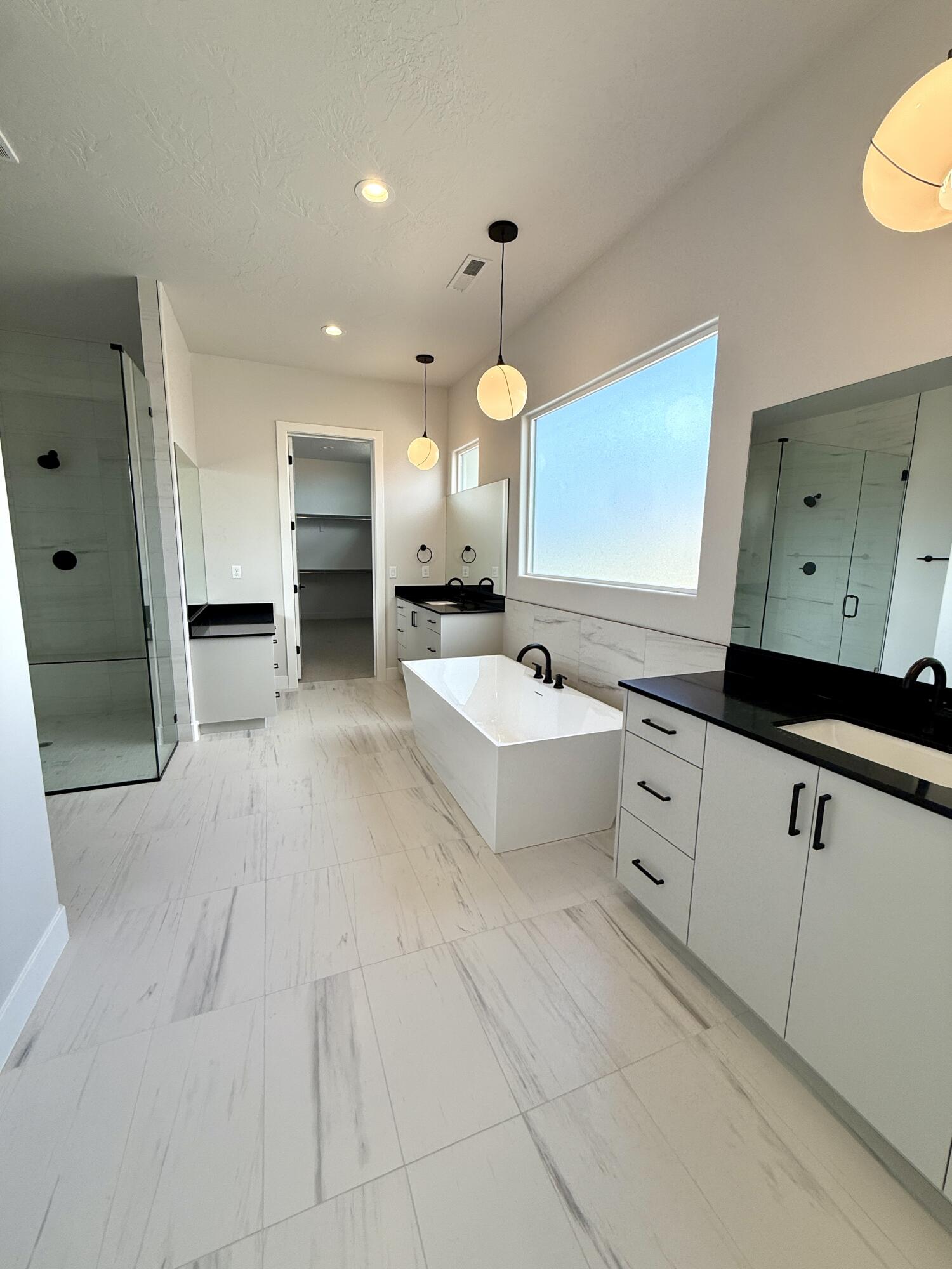 FRANKLIN FIELDS - Residential