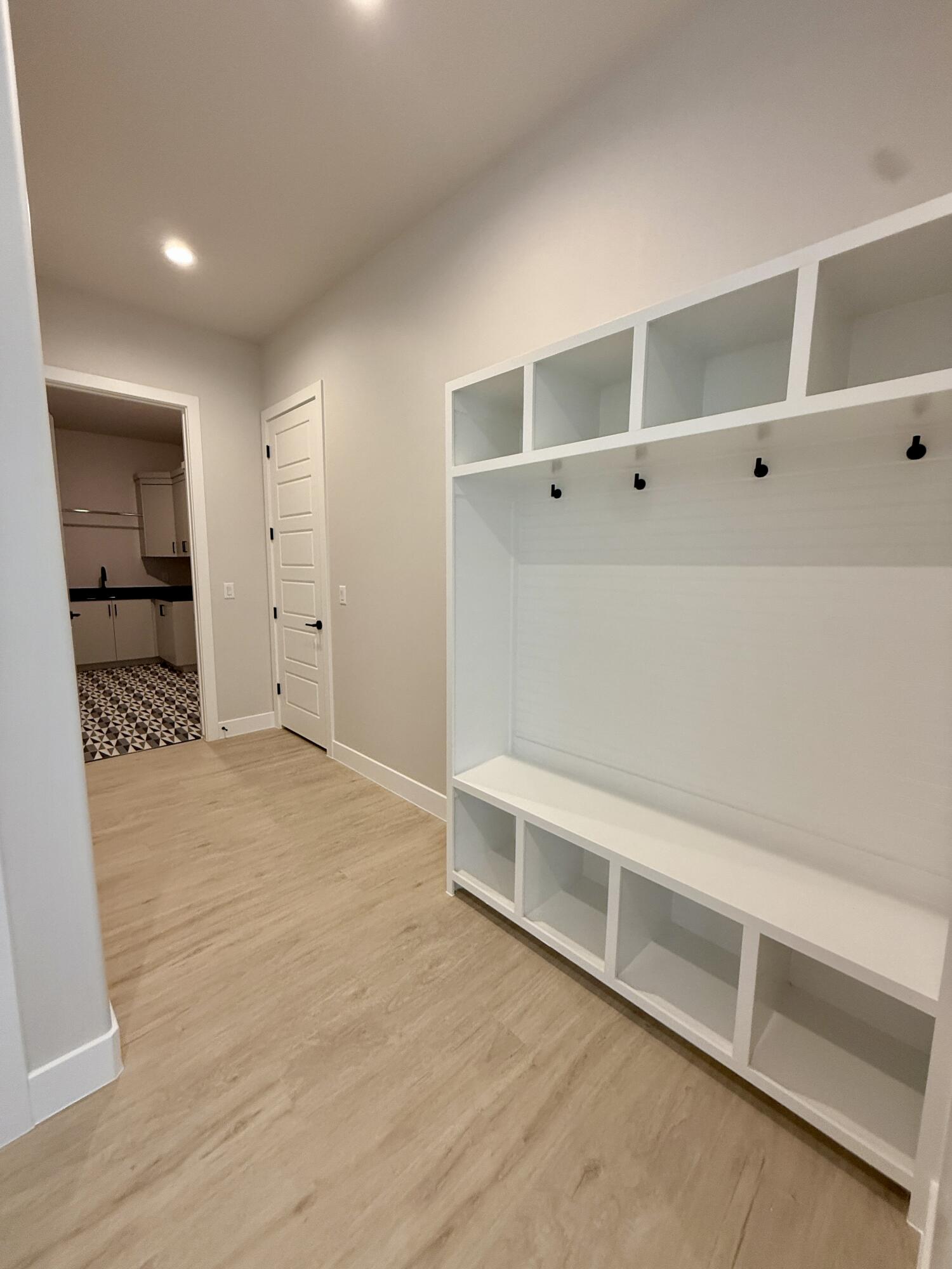 FRANKLIN FIELDS - Residential