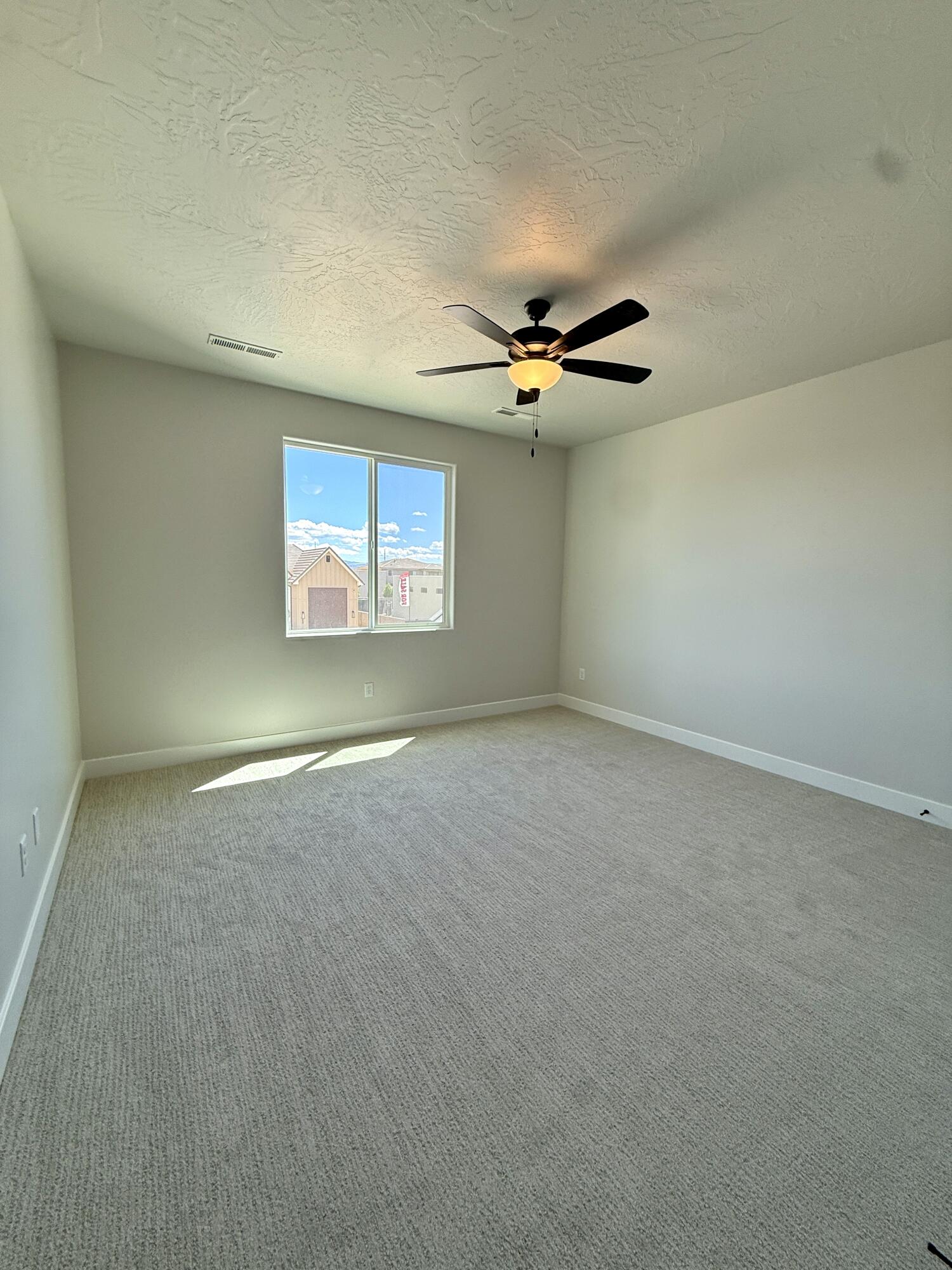 FRANKLIN FIELDS - Residential