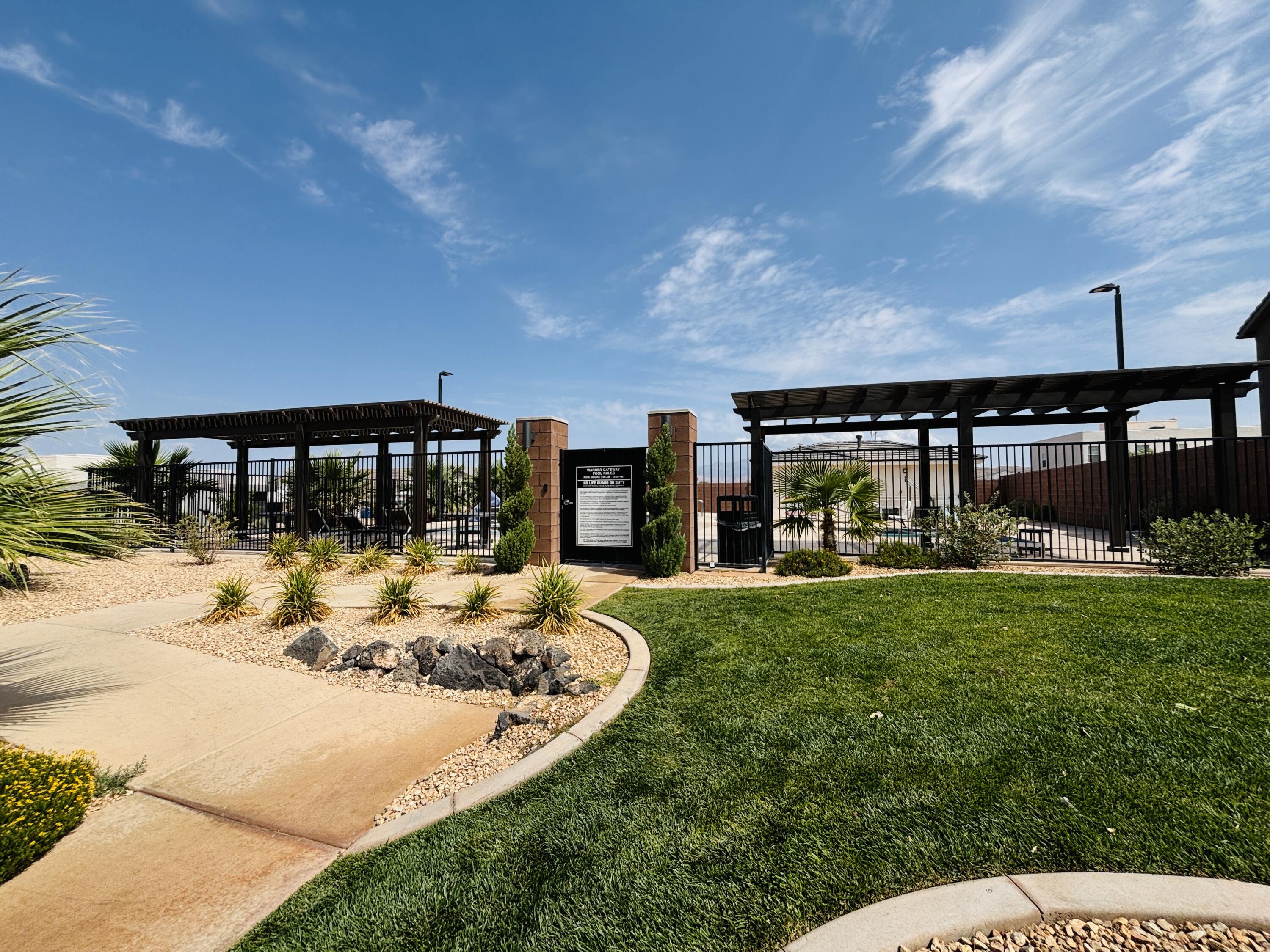 WARNER GATEWAY - Residential