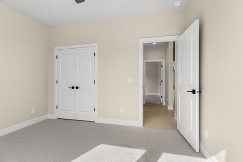 Tiny photo for 163 N 3670 W, Hurricane, UT 84737 (MLS # 26-271390)