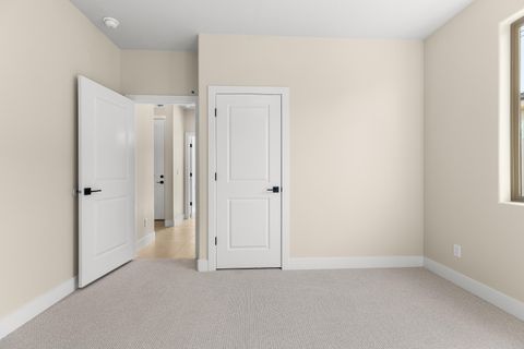 Tiny photo for 163 N 3670 W, Hurricane, UT 84737 (MLS # 26-271390)