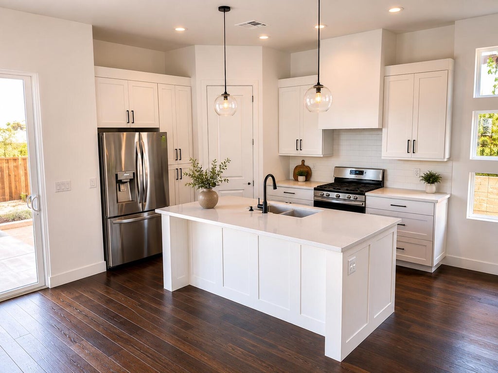 Photo of 2831 E Snowberry DR, Saint George, UT 84790 (MLS # 26-275428)