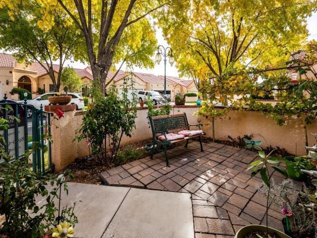 ST GEORGE TOWNSITE - Residential