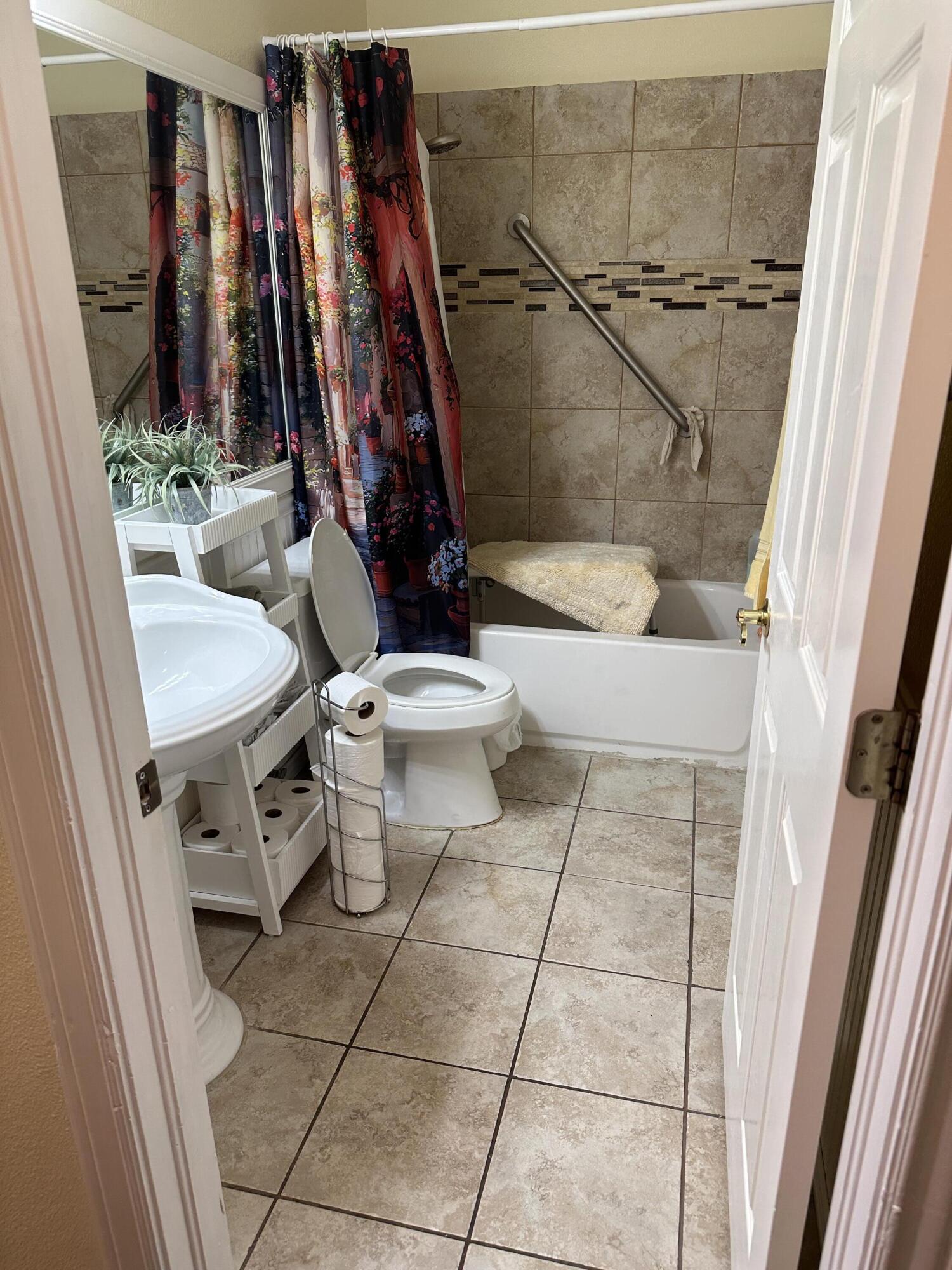 ST GEORGE TOWNSITE - Residential