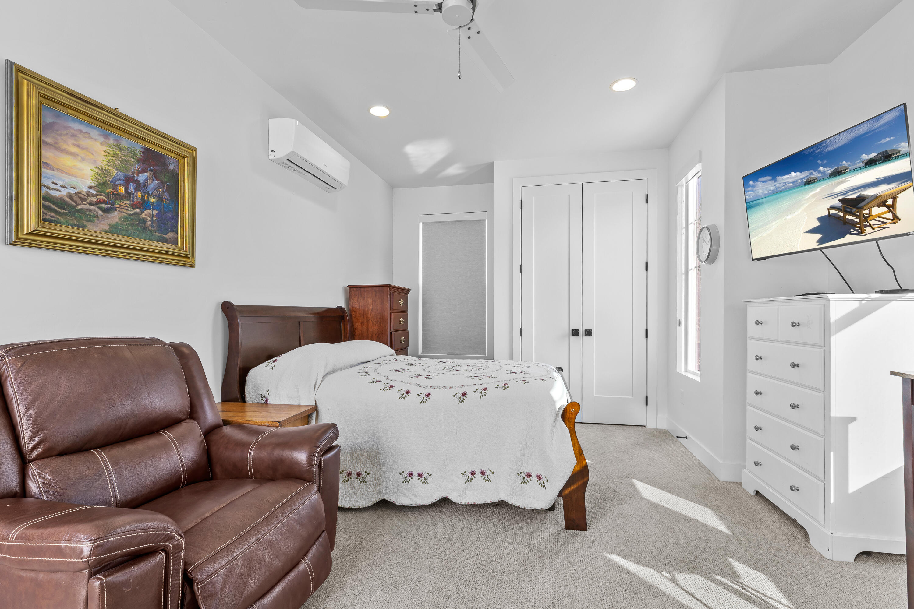 HERITAGE PLACE - Residential