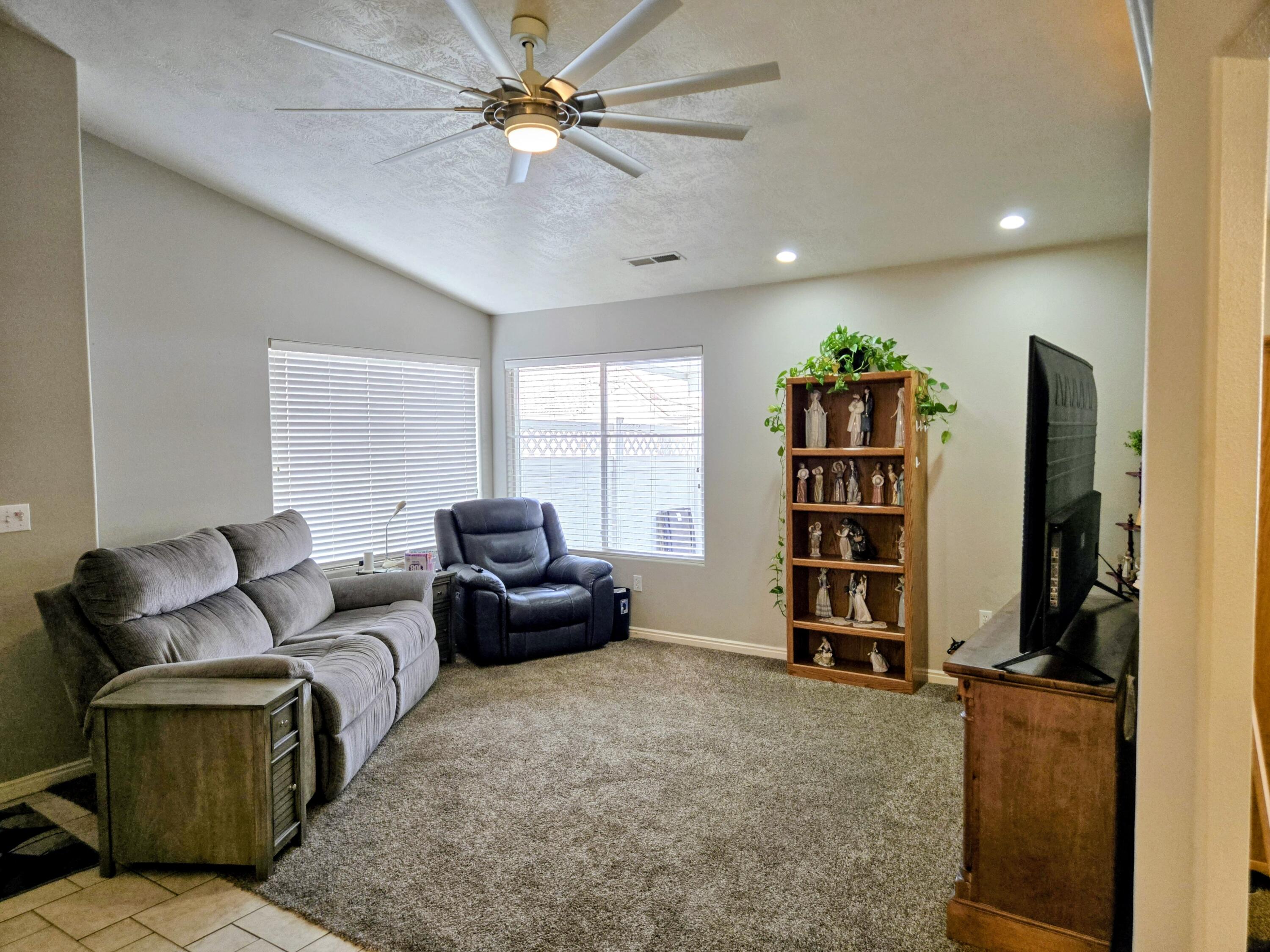 HORIZONS WEST - Residential