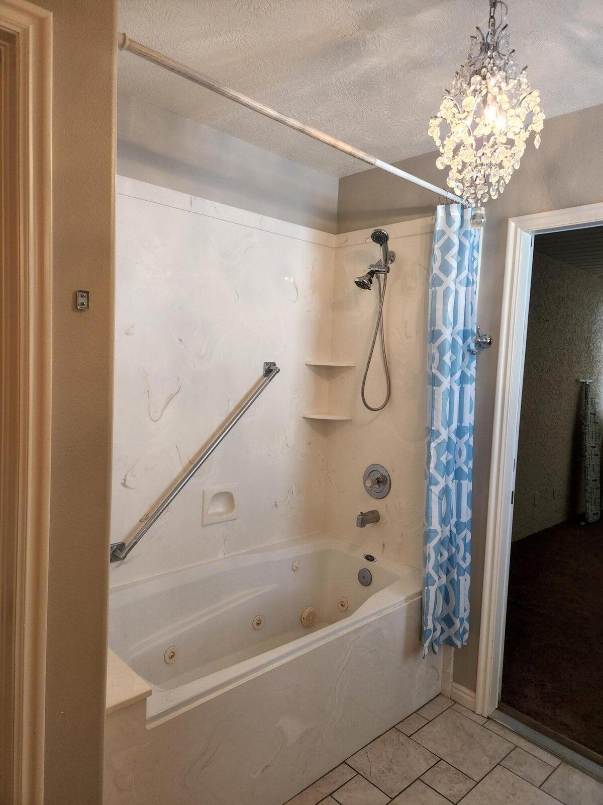 HORIZONS WEST - Residential