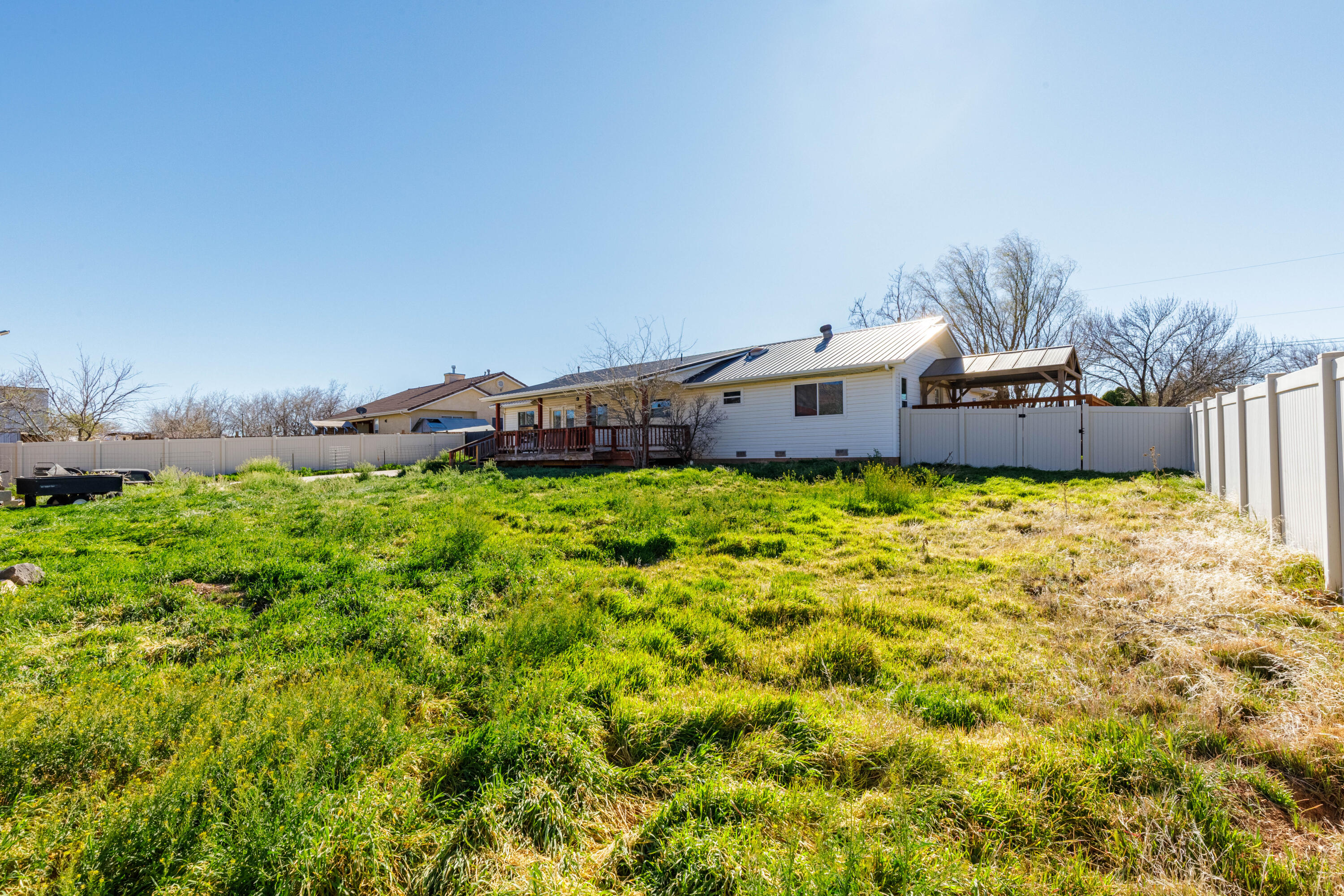 MOUNTAIN CHARM - Residential